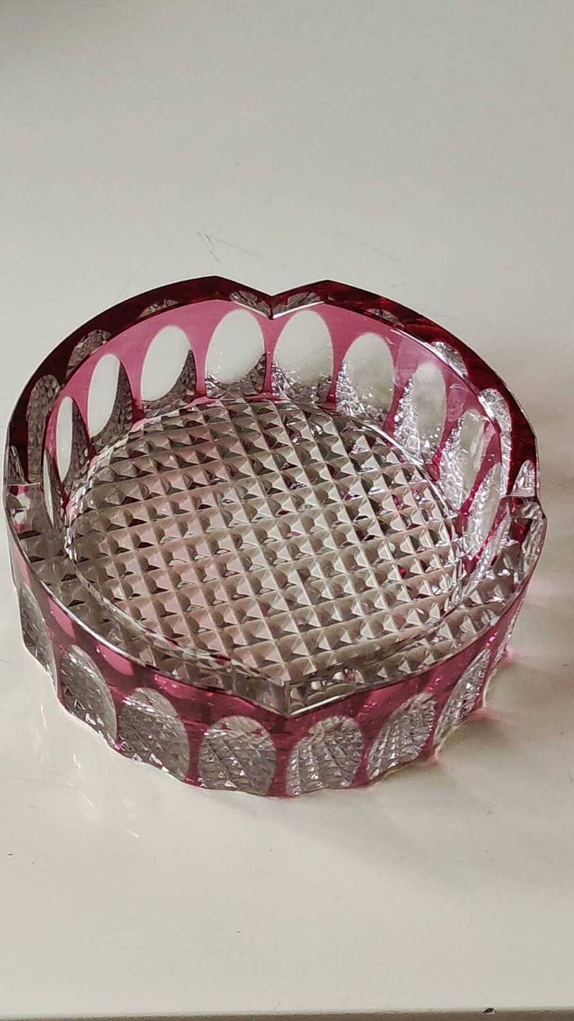 Large Val St-Lambert Ashtray/Vacuum Bin. Cranberry. Oval/Cross-hatched Patterns. Diam 15.5 cm