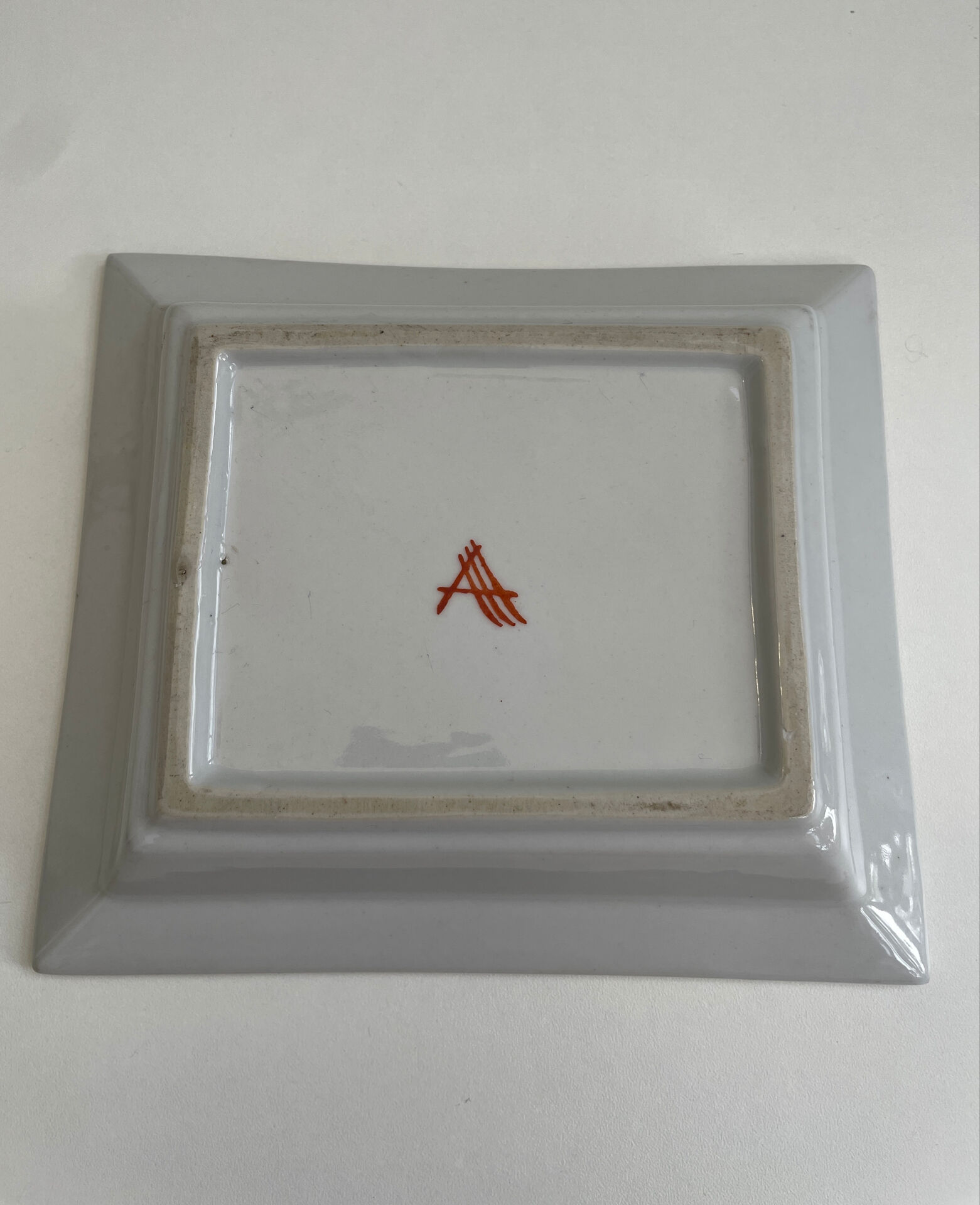 Porcelain catchall Asiatides