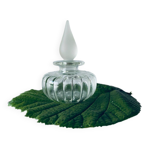 Flacon en verre signé