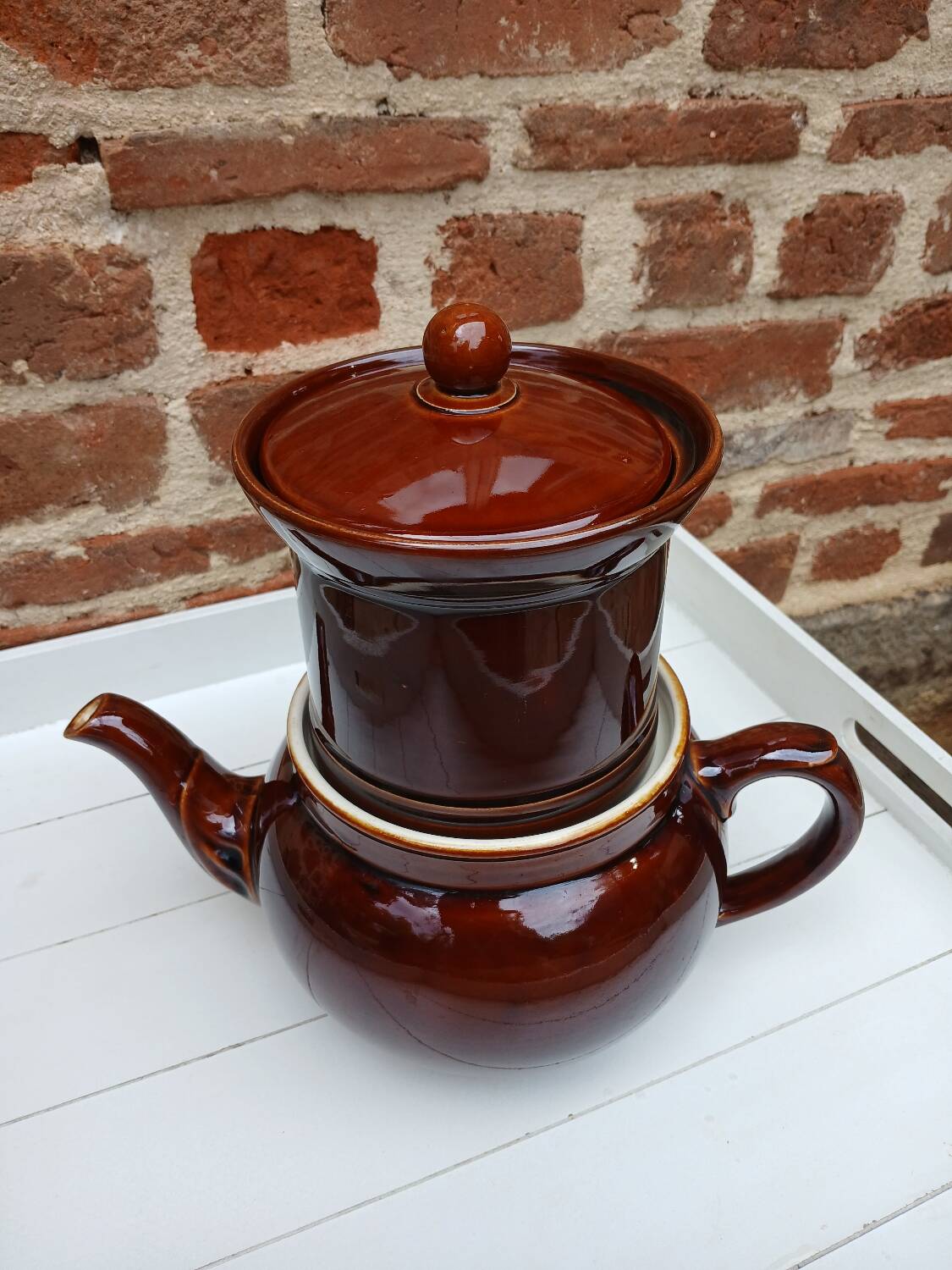 Old coffee maker with filter and 2 lids