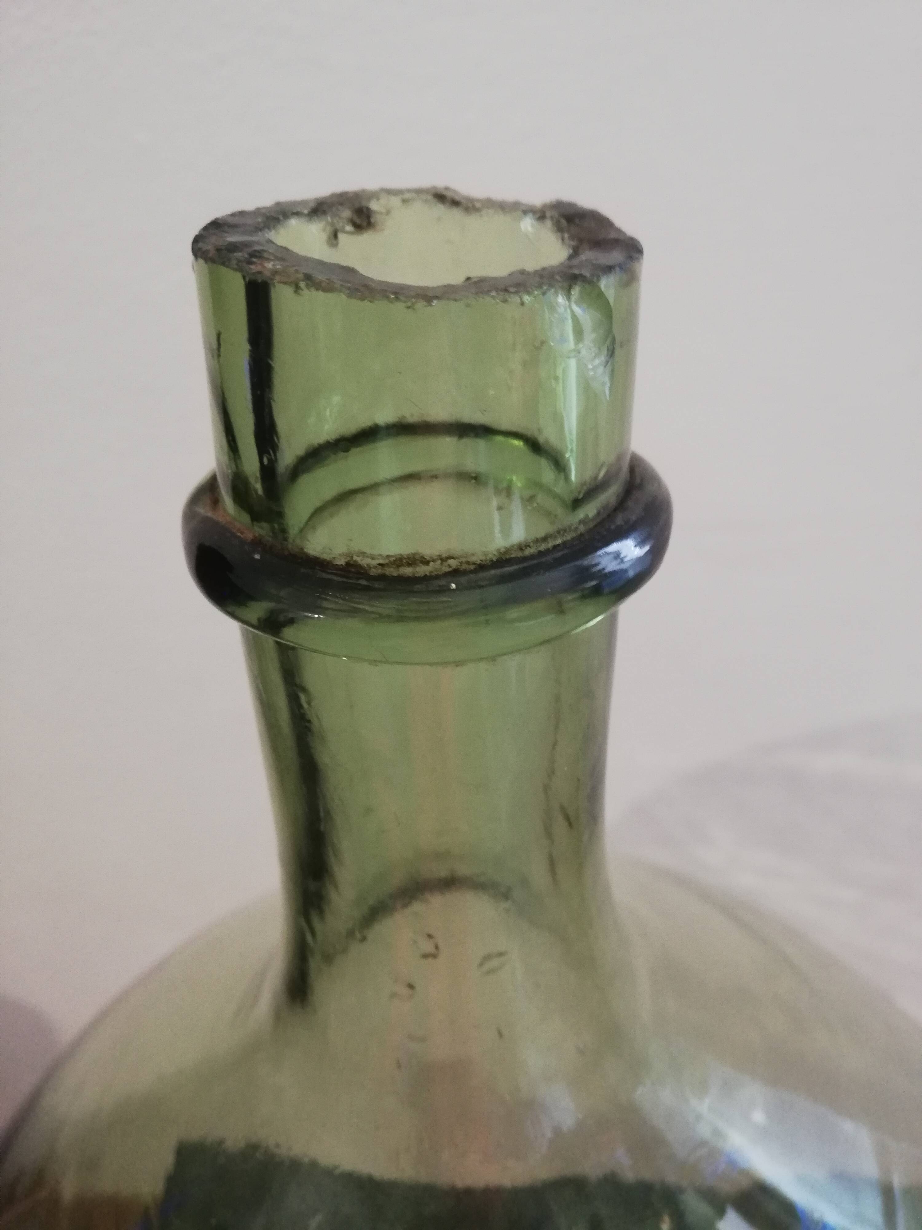 Green blown glass demijohn 25l