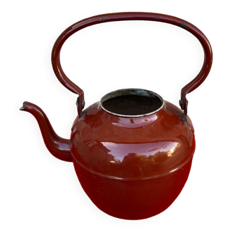 Enameled kettle