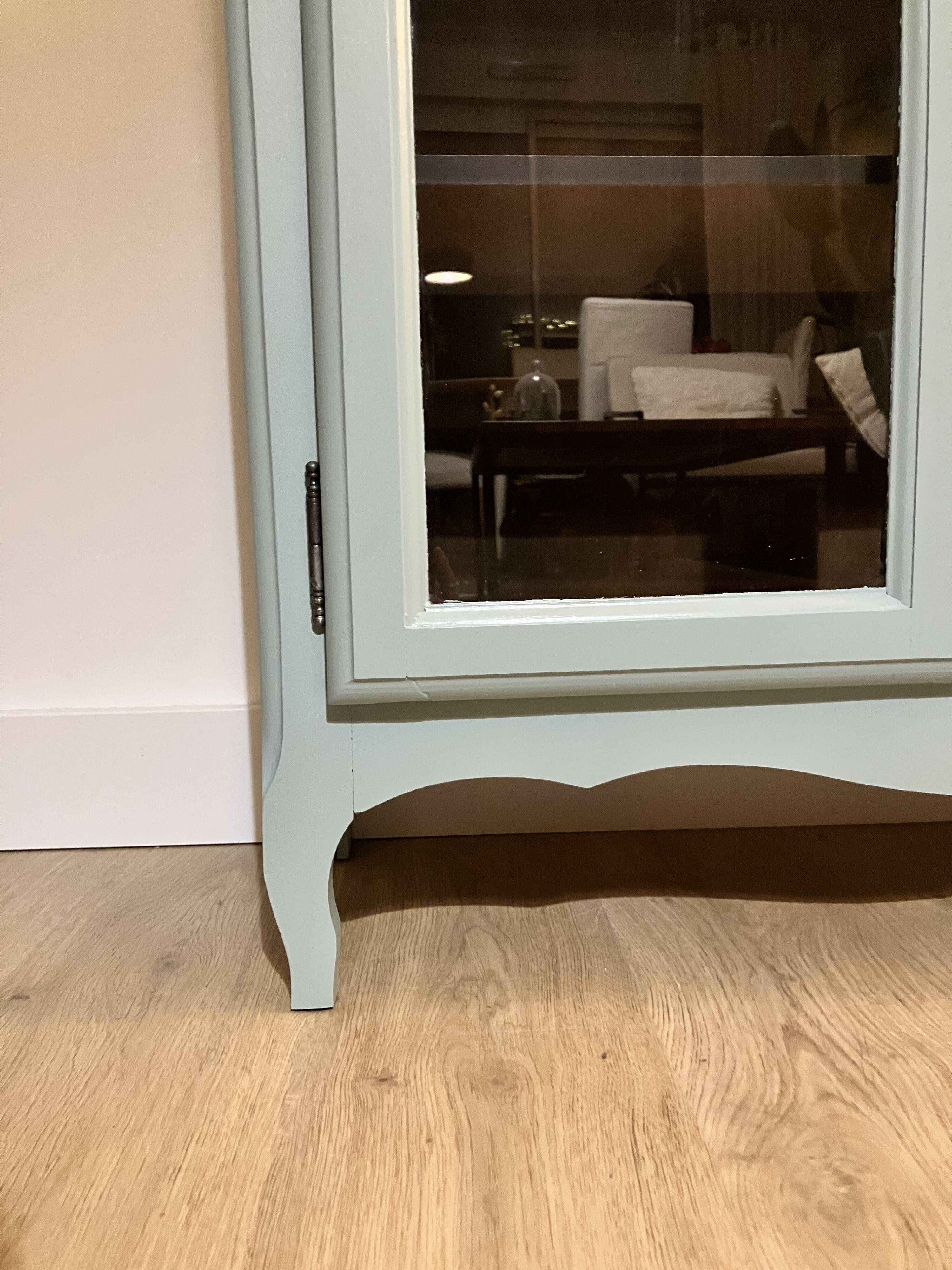 Painted wooden glass library