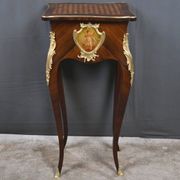 Table de salon, travailleuse en marqueterie, style Louis XV – fin XIXe