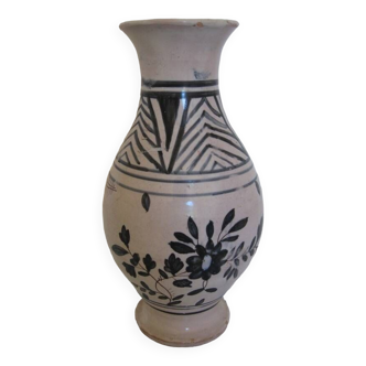 Ceramic vase