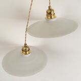 Pair of opaline suspensions
