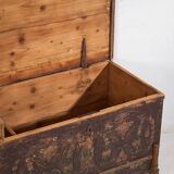 Antique wedding chest with raised plant decoration (circa 1820)