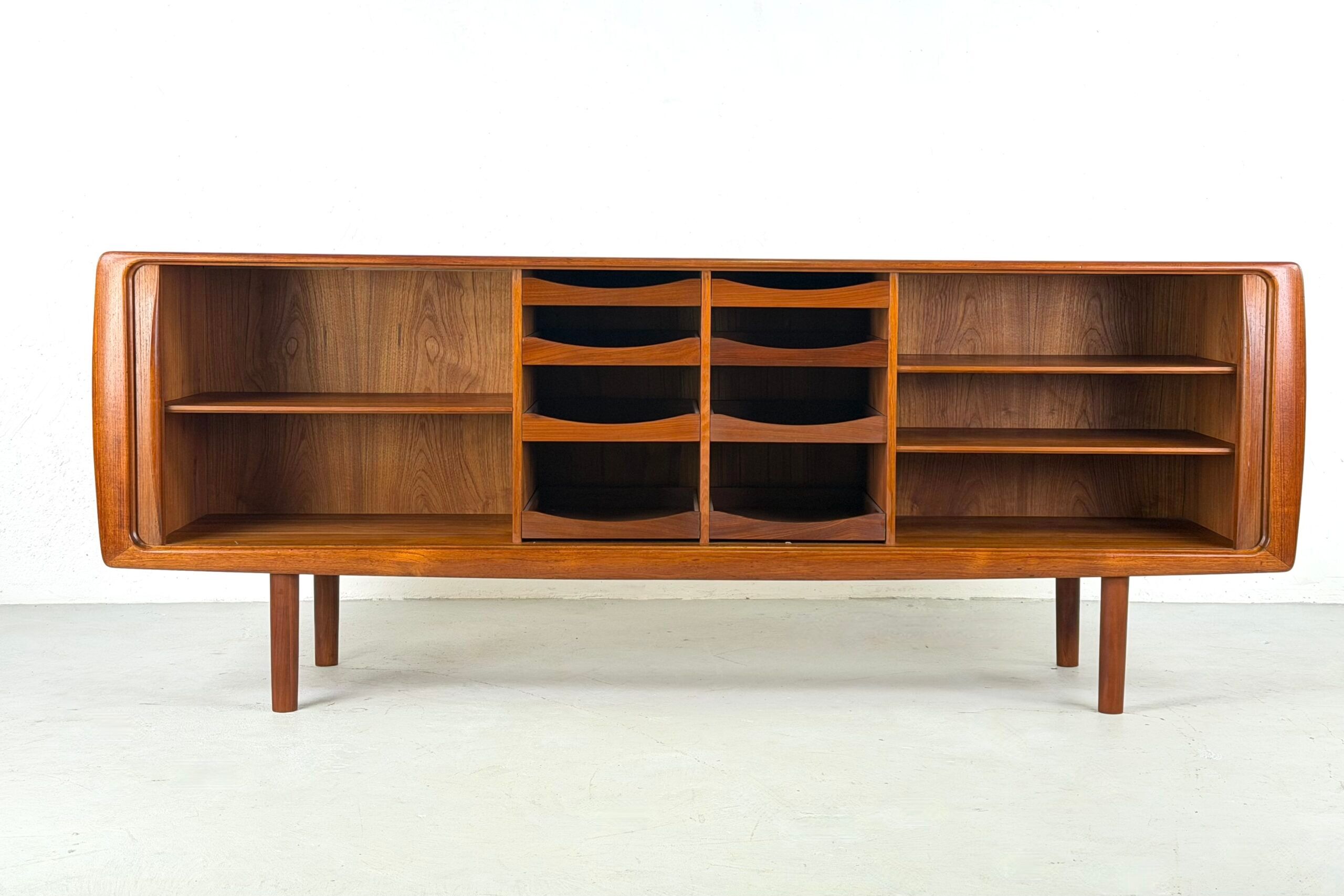 Teak enfilade in the style of the work of Bernhard Pedersen – 1950s
