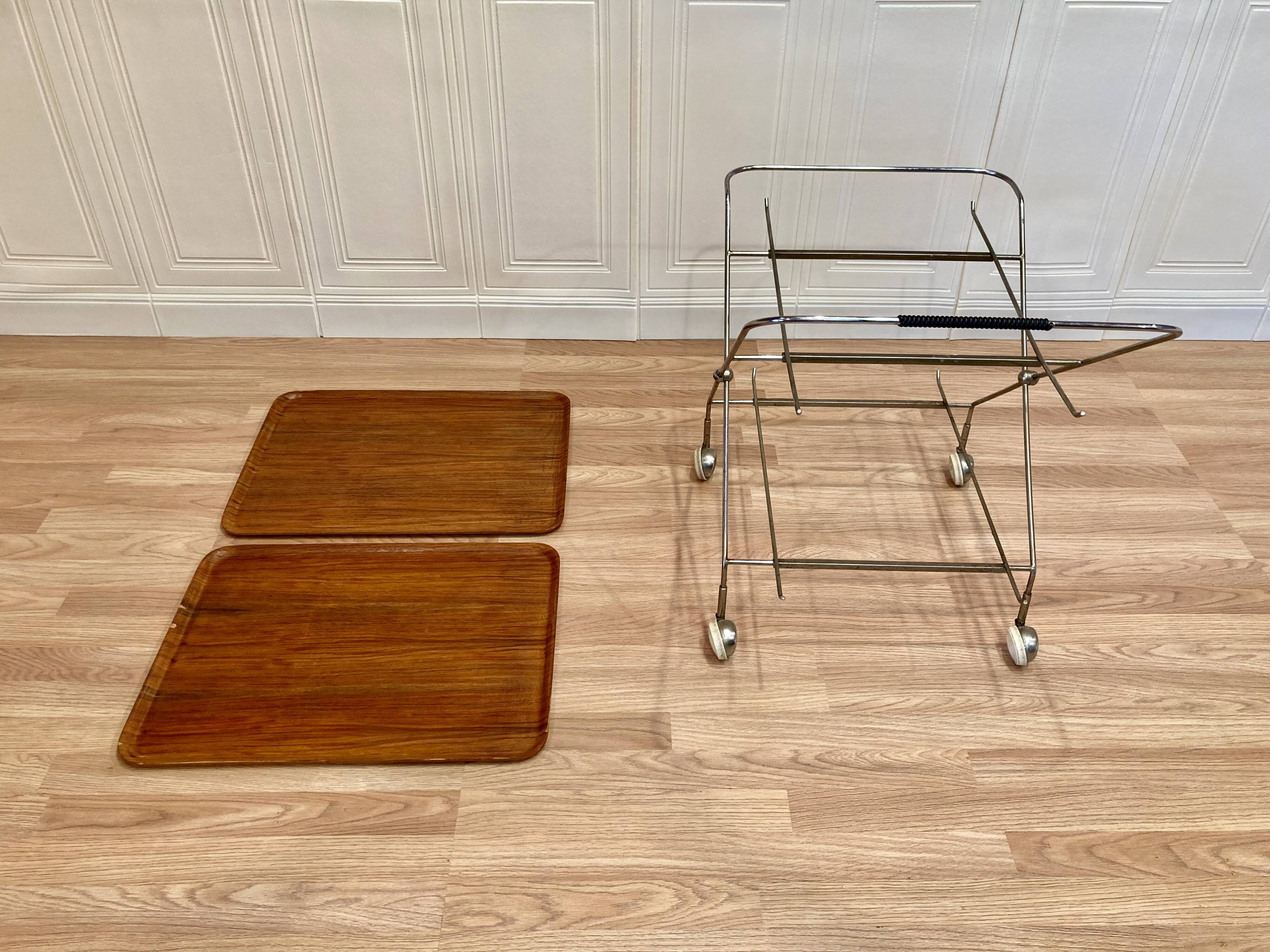 MODULAR SCANDINAVIAN DESSERT TROLLEY "PAUL NAGEL" 1950.