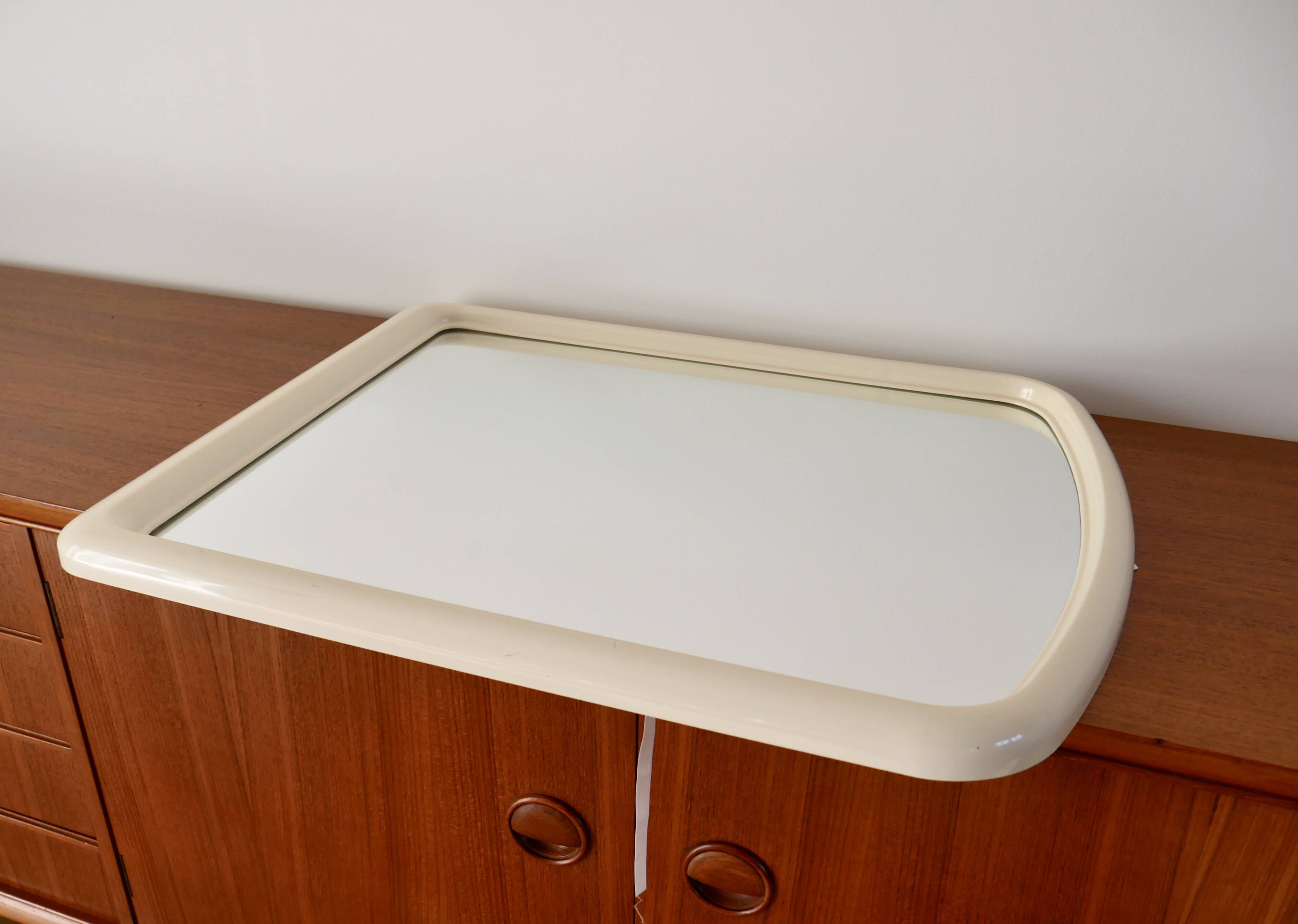 Large white mirror in ecru white plastic, 1970s design