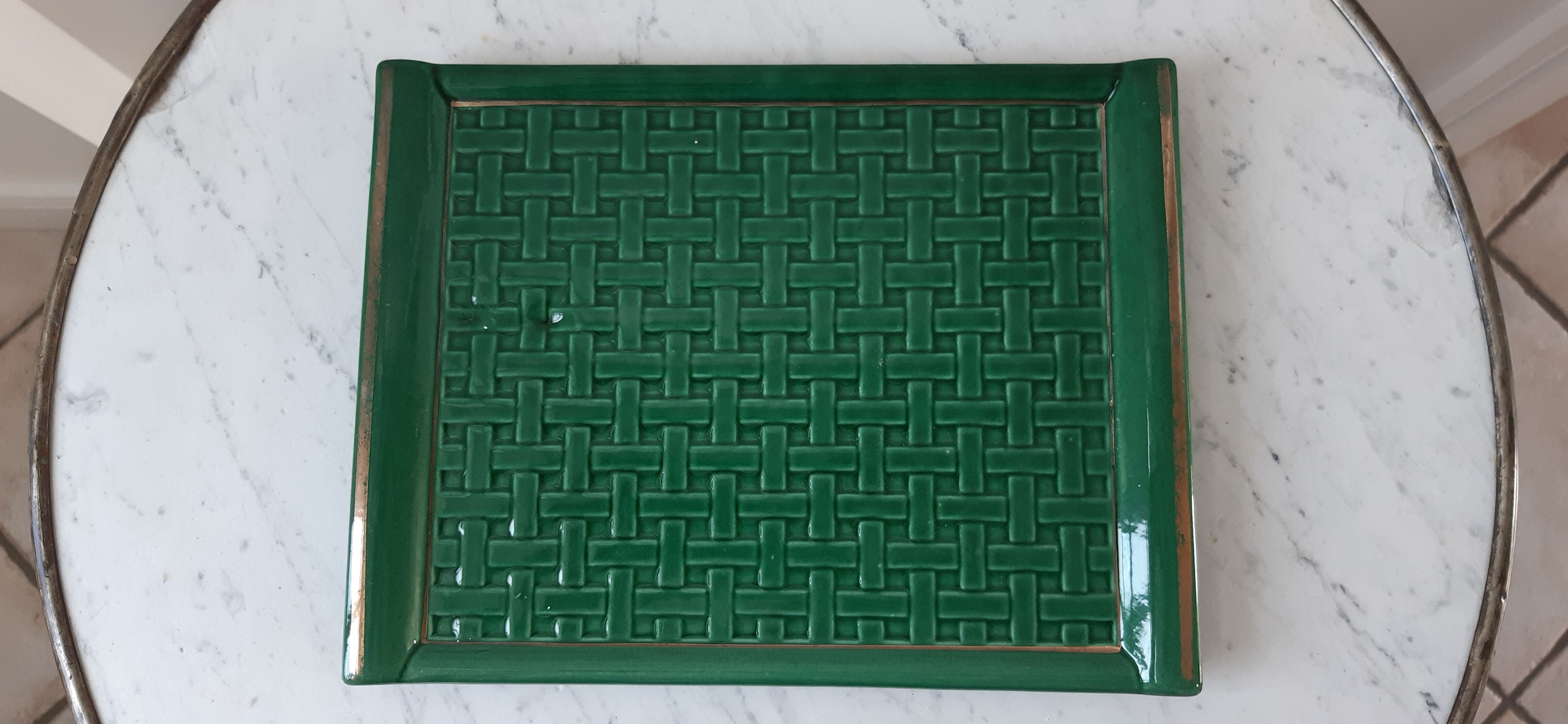 Ceramic top green and gold canning effect 50s