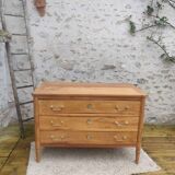 Old chest of drawers