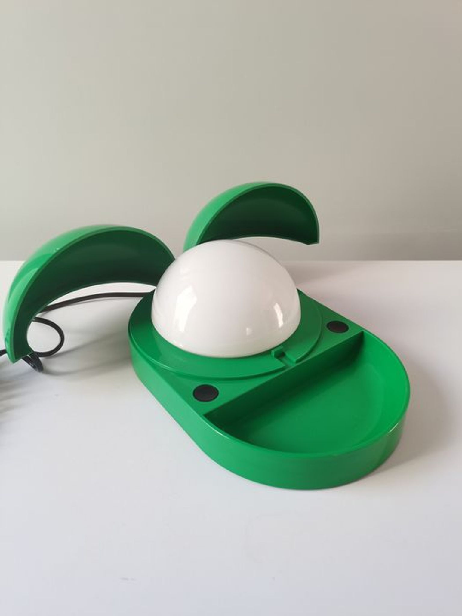 Italian design lamp "Tapira" Fontana arte by G.P.A Monti