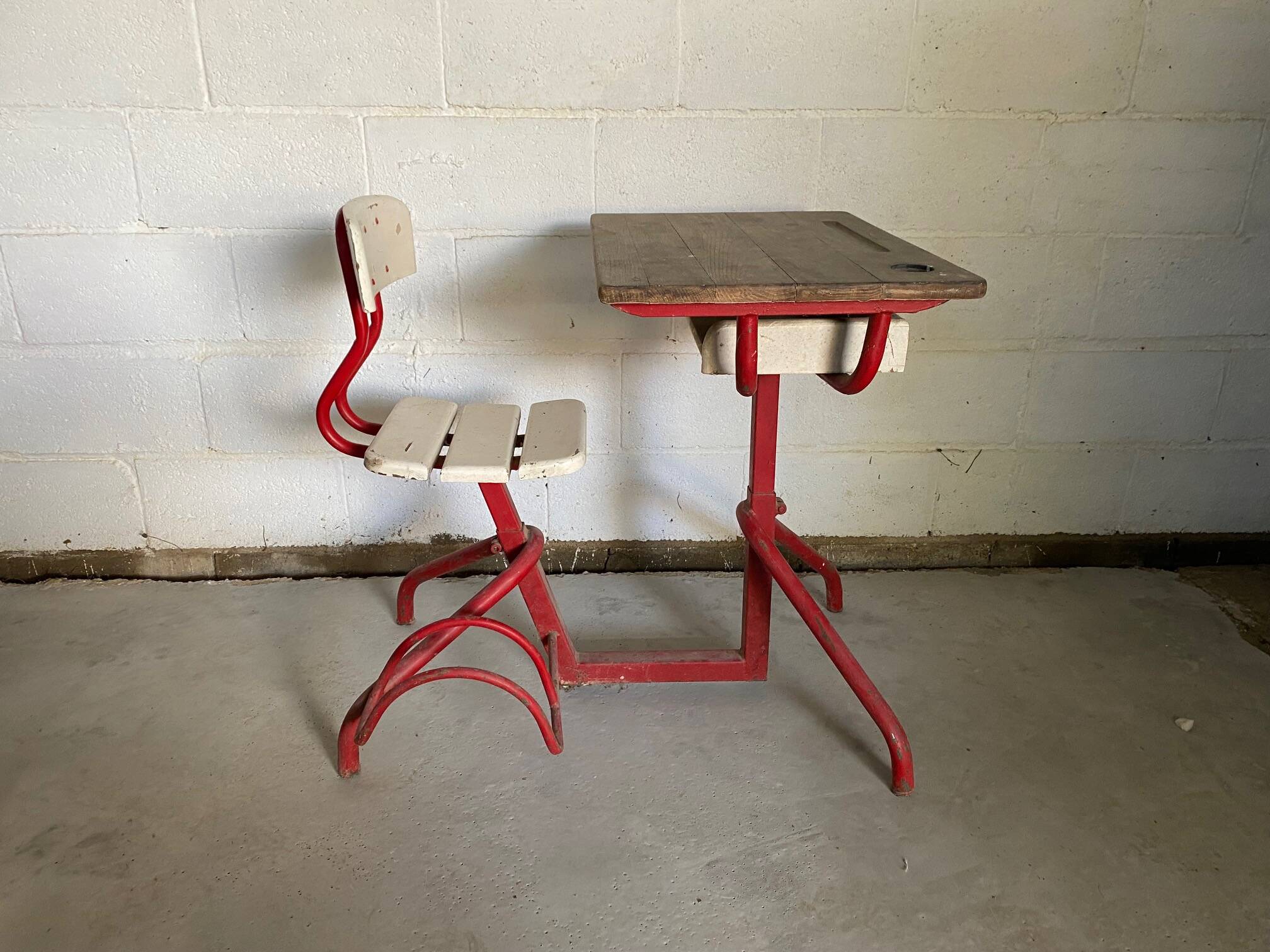Bureau enfant acier et bois 1950