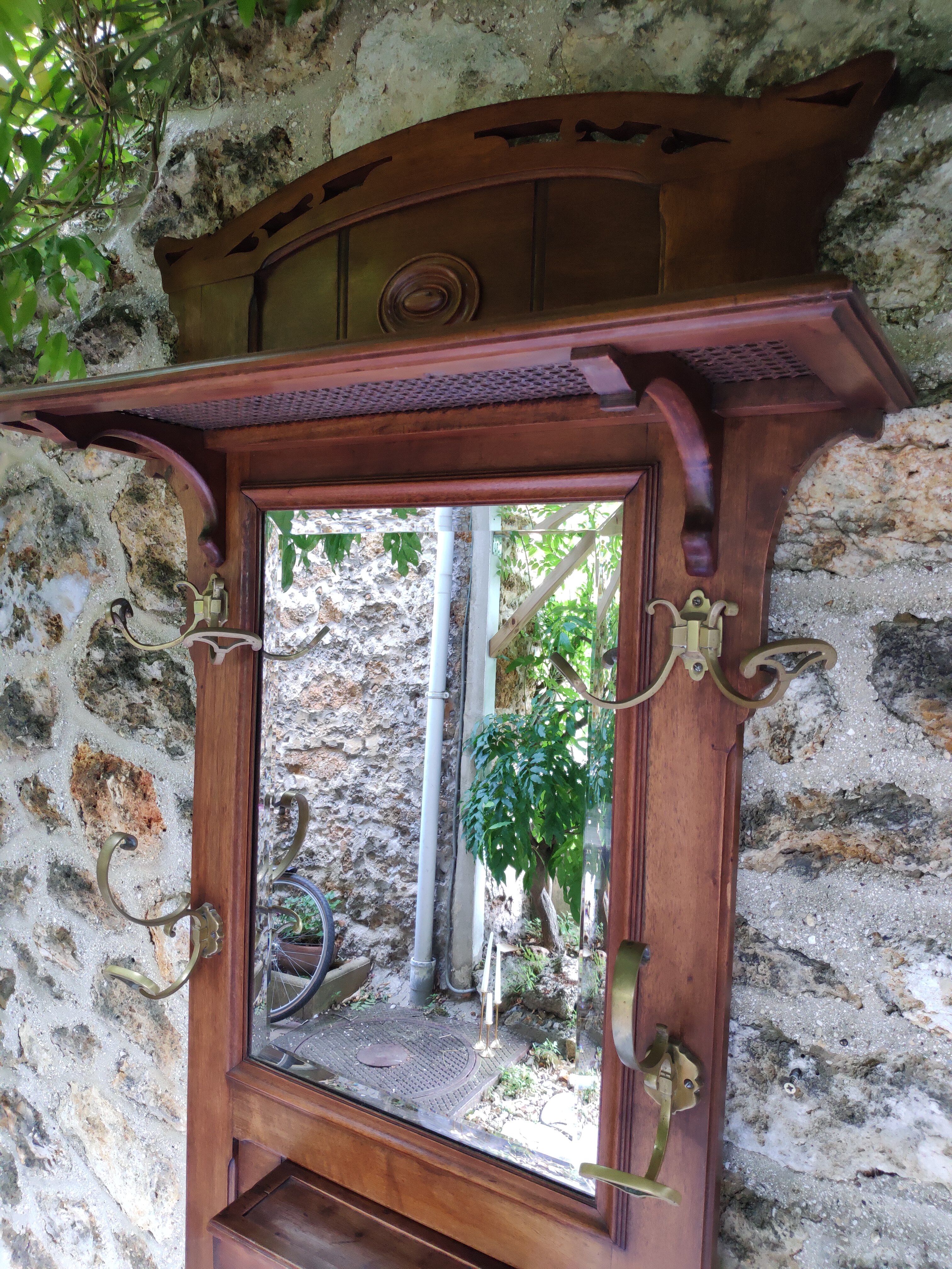 Vintage wardrobe door canna