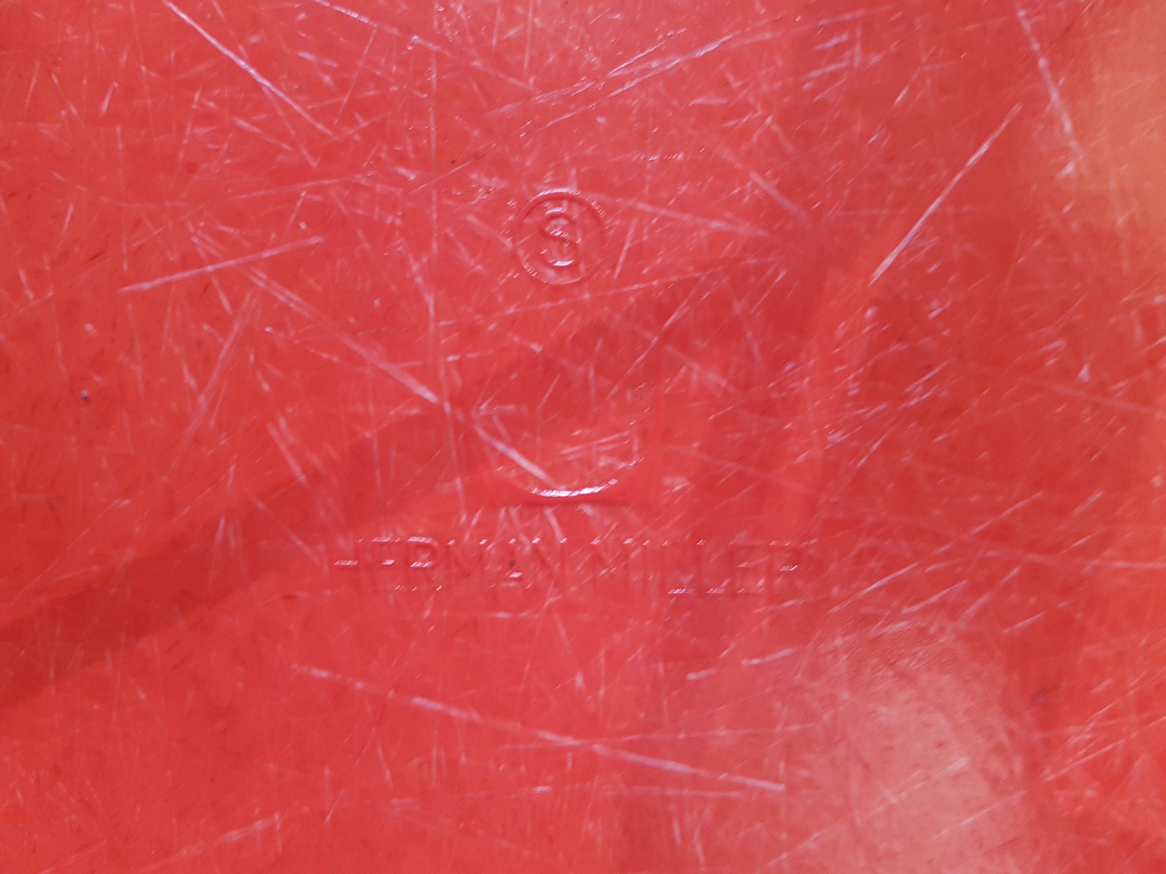 4 DSW chairs by Charles and Ray Eames for Herman Miller