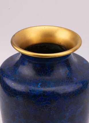 Large blue enamelled Chinese vase