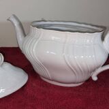 théière ancienne en porcelaine blanche et dorée Richard Ginori Vecchio Ginori Sanremo
