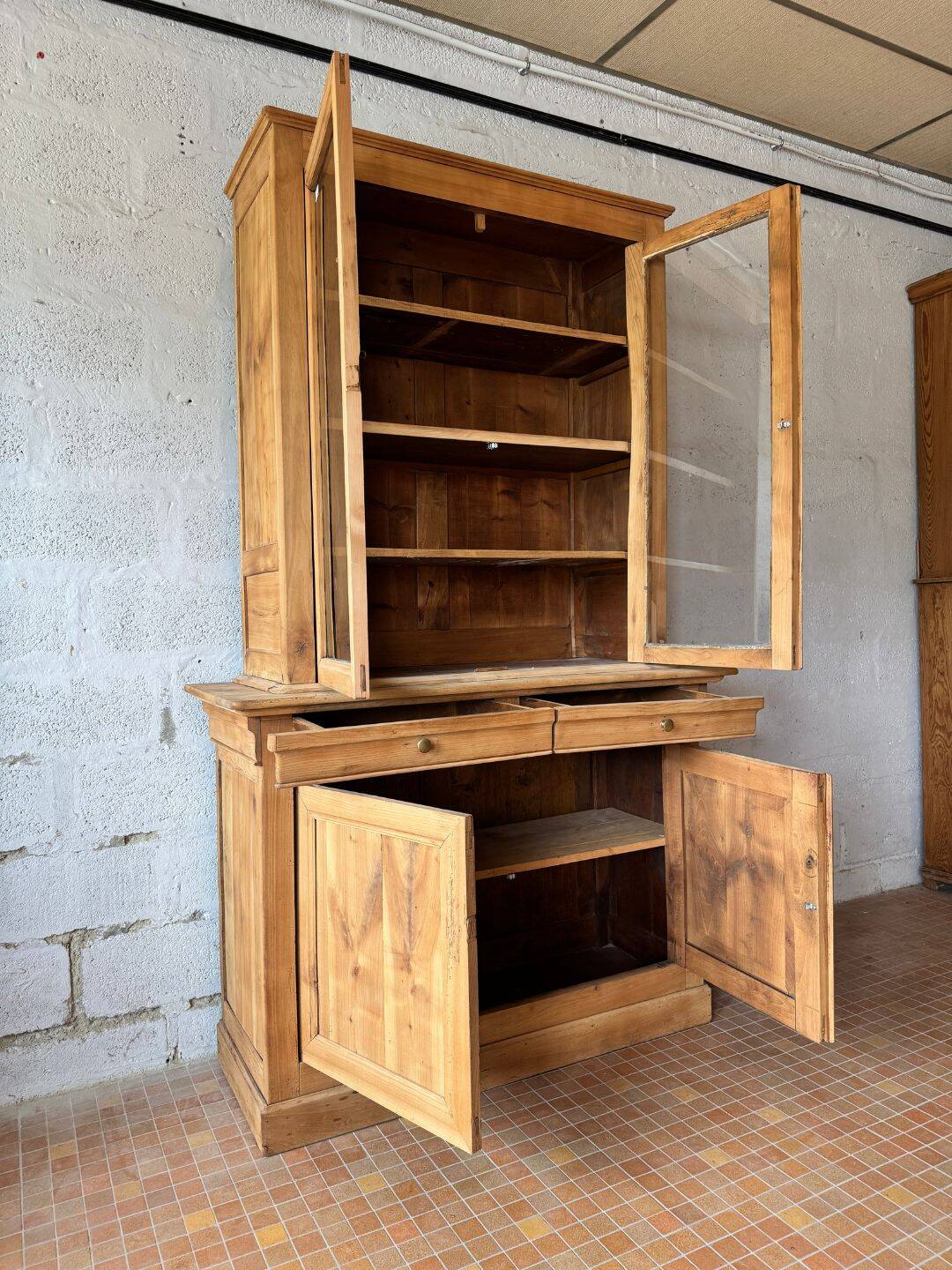 Two-body buffet in solid cherry wood - Mid 19th century