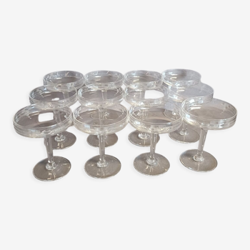 Art deco 12 glass champagne glasses