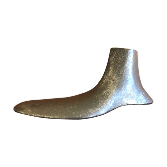 Vintage metal shoemaker's foot