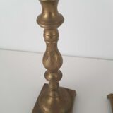Lot de 2 bougeoirs anciens laiton