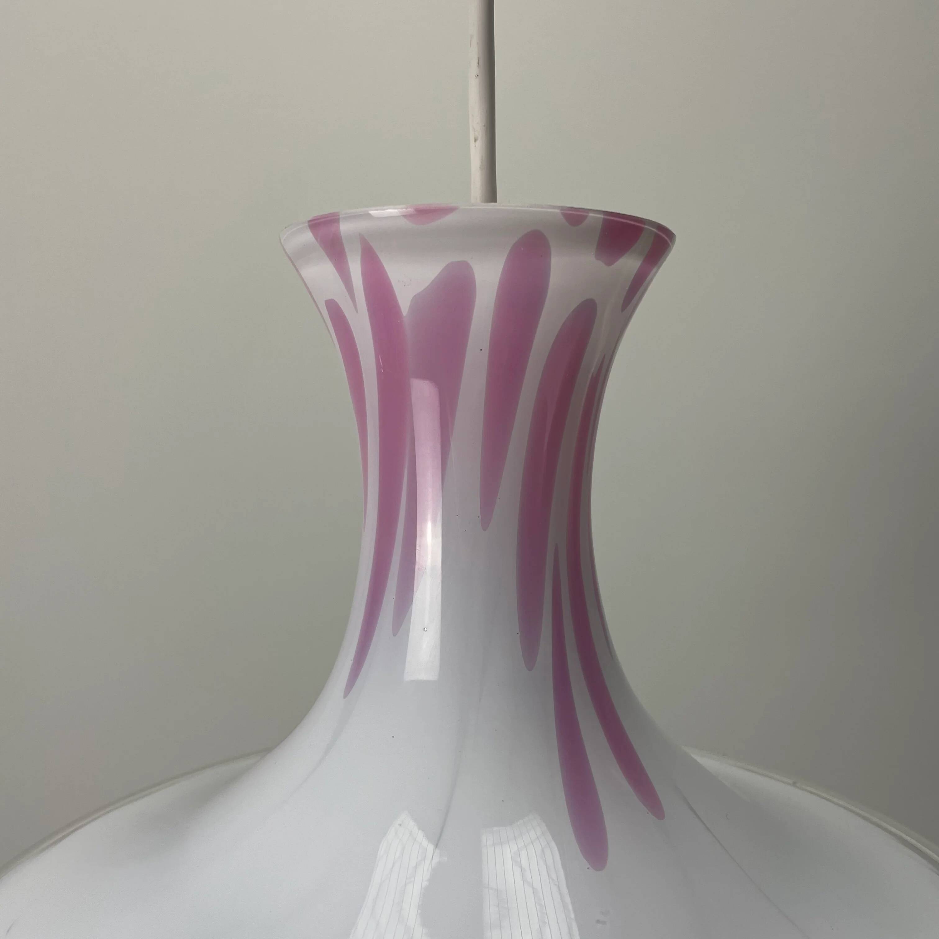 Suspension Mandarin blanche et rose par Michael Bang pour Holmegaard 1980