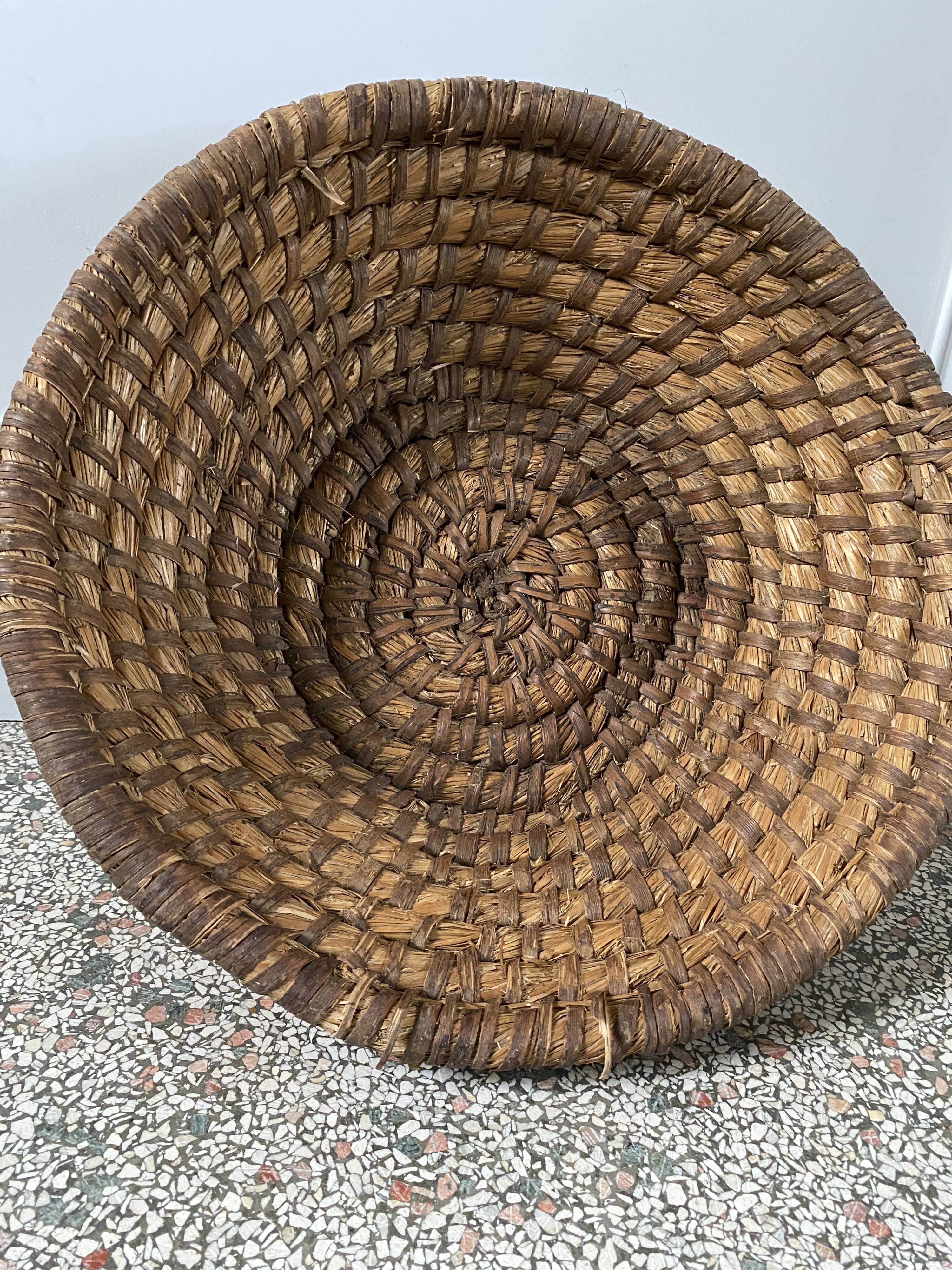 Duo of vintage bread baskets 46 cm and 48 cm in rye straw, baker's bread basket