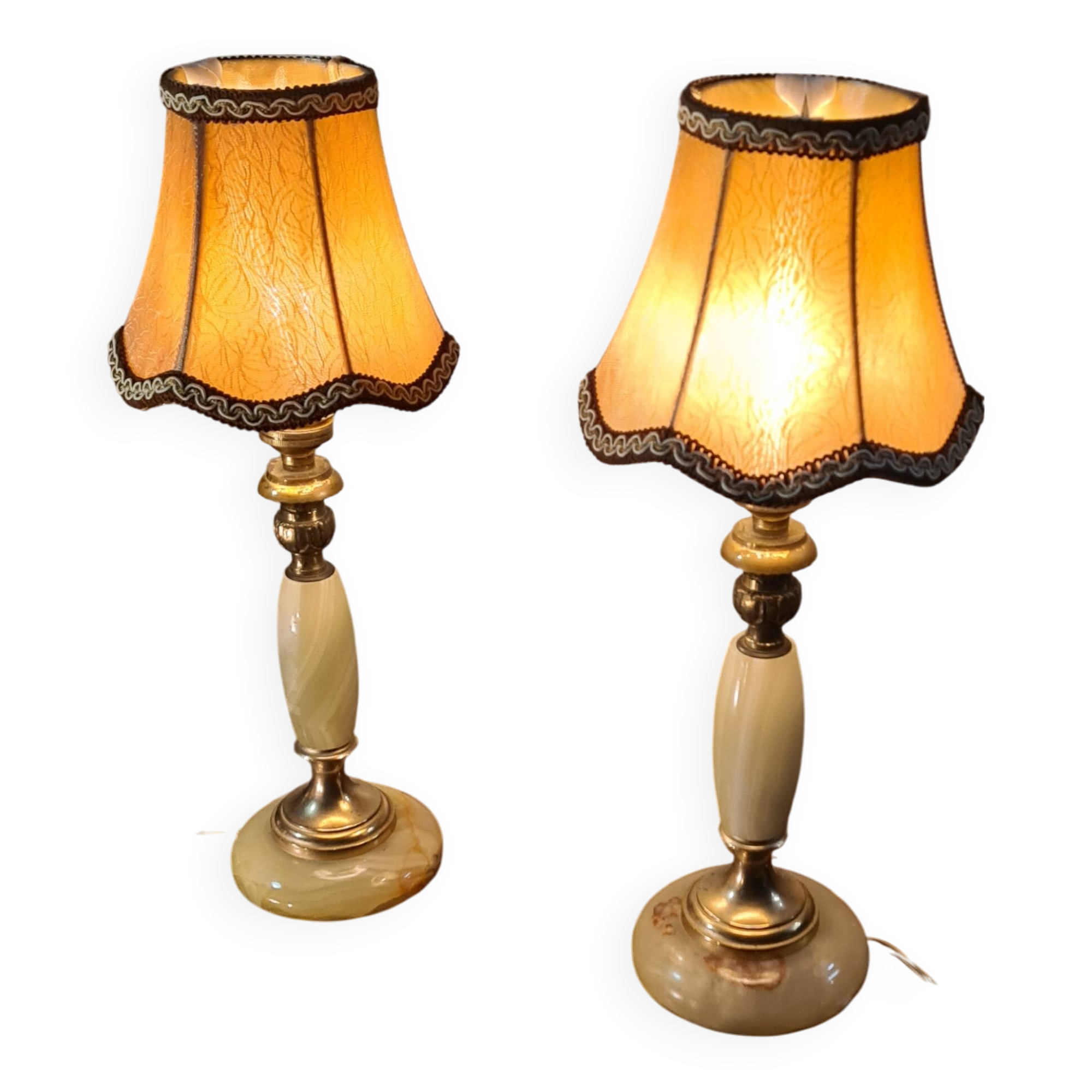 pair of green and brass onix lamps 1970, elec ok 35x14