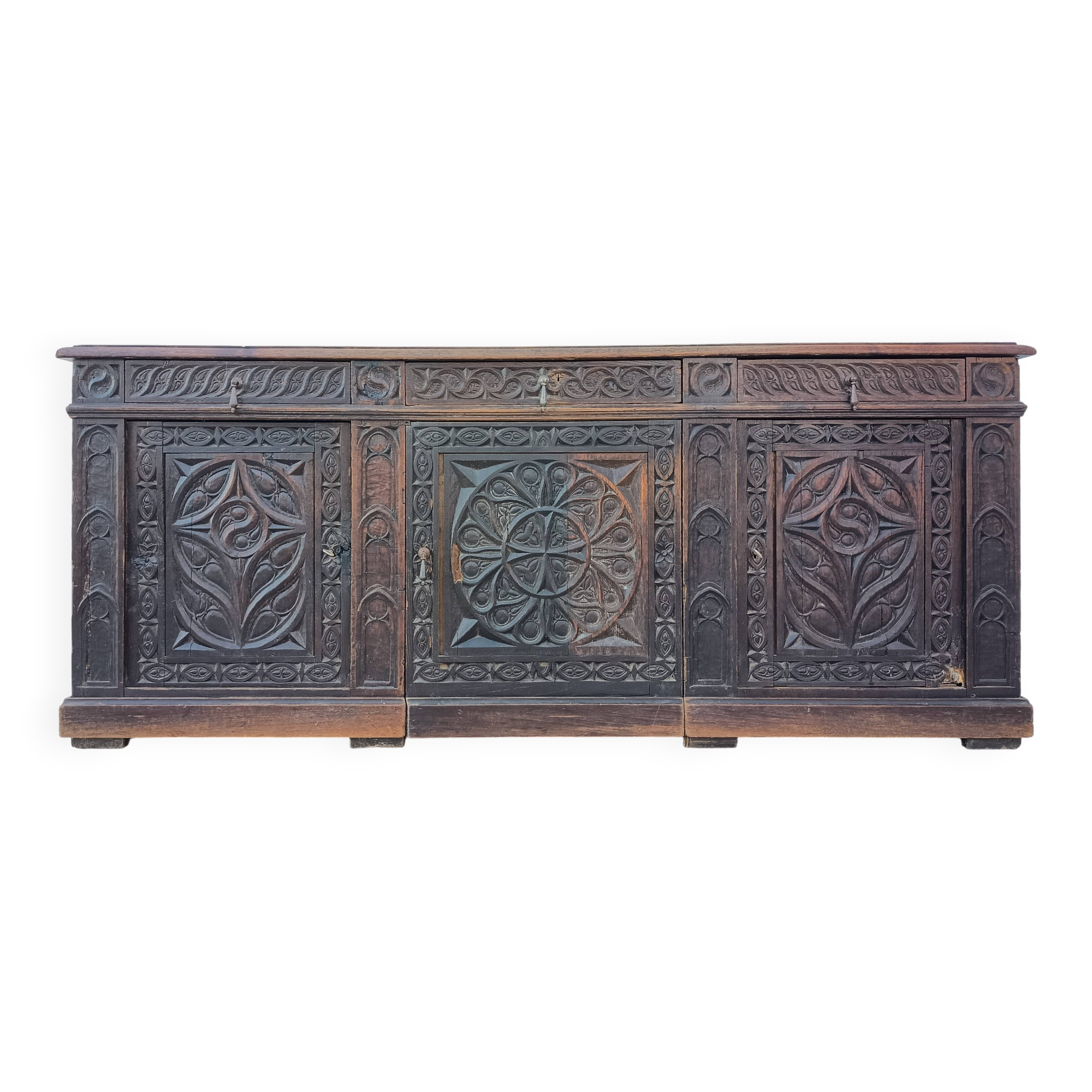 Large Gothic desk in solid oak from the 19th century.