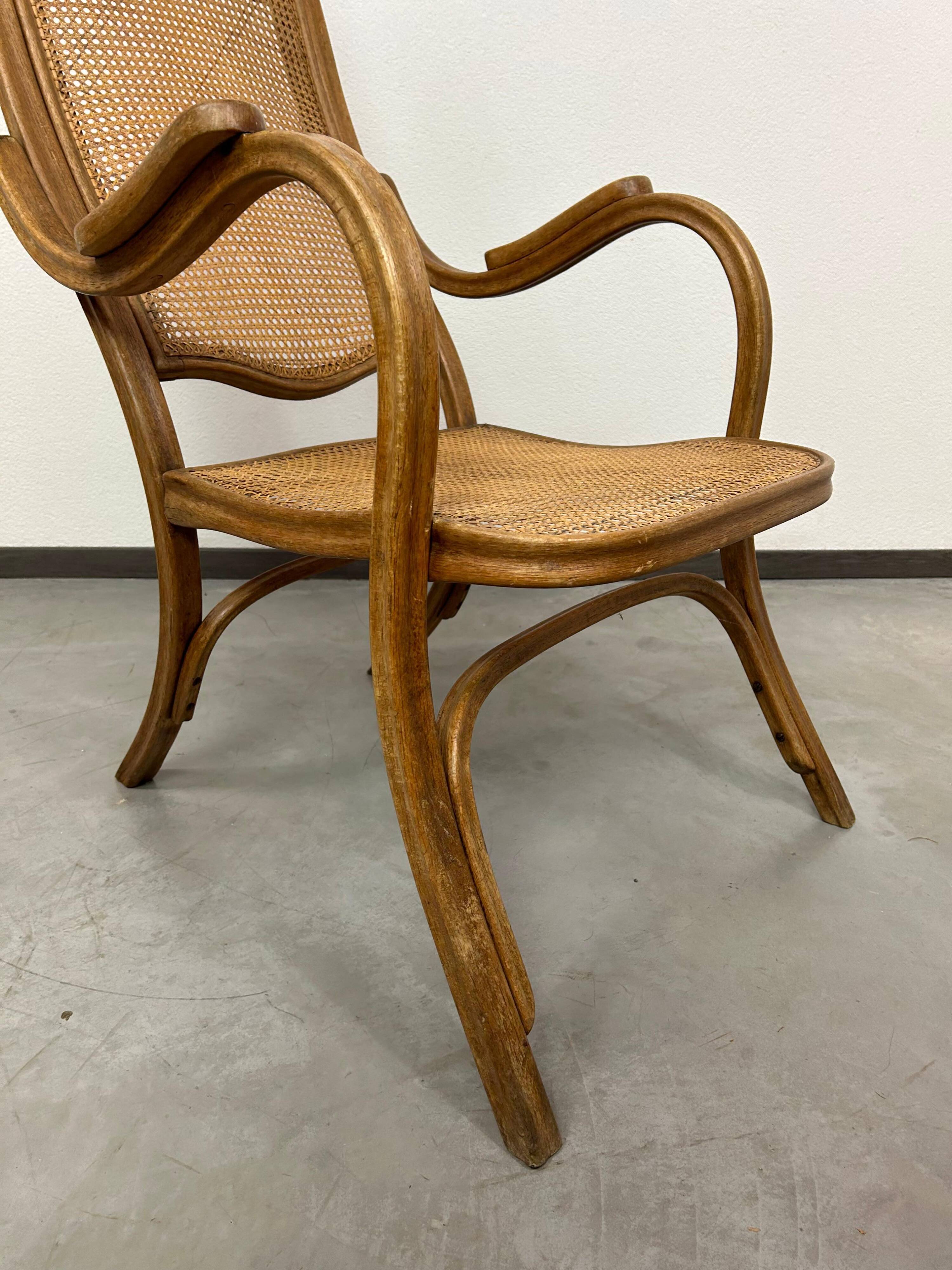 Fauteuil facile n°1 avec siège en rotin par Thonet