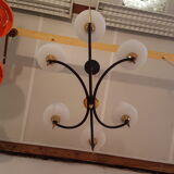 Chandelier Arlus laiton metal opalines blanche years 50