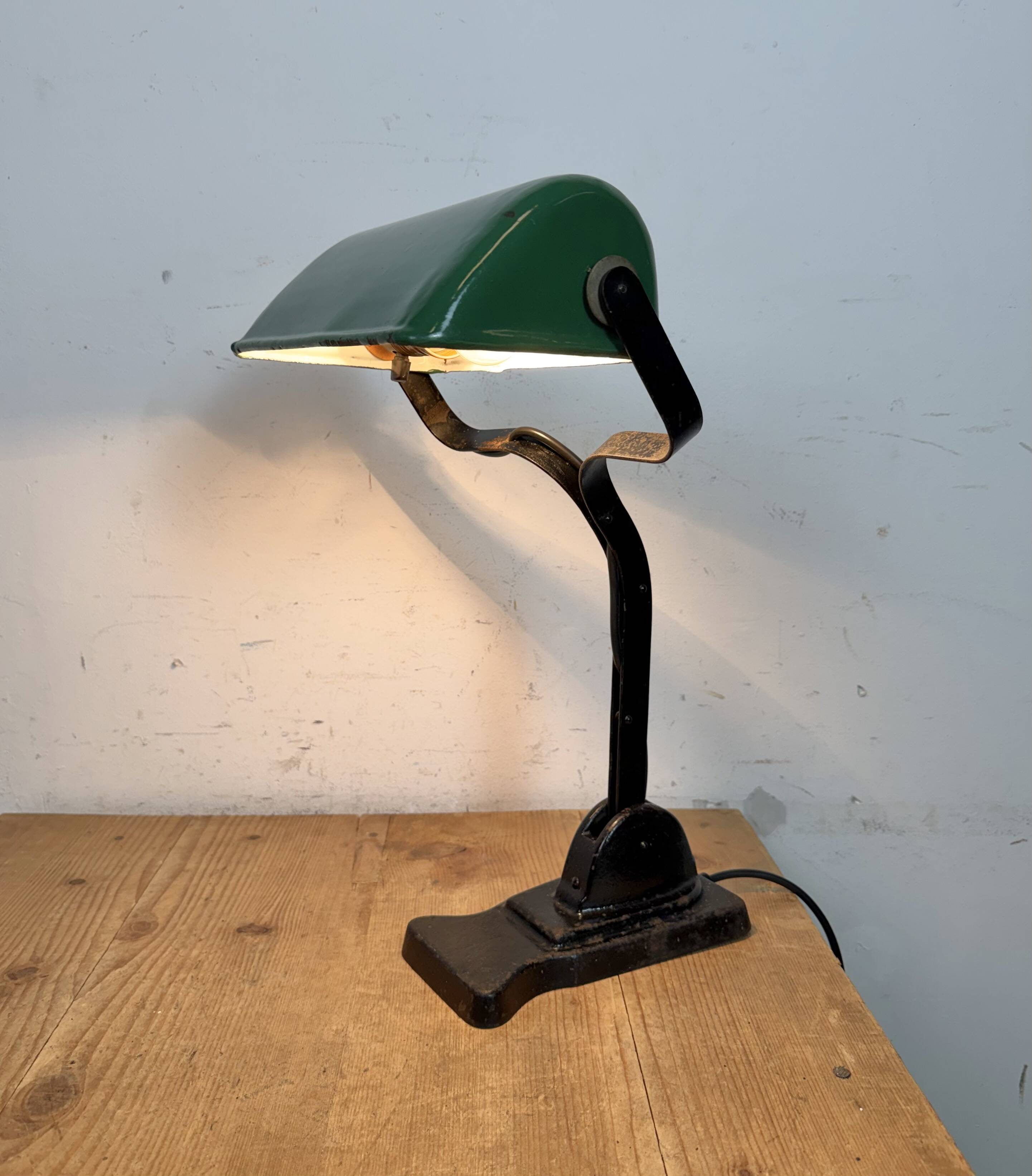 Vintage Green Enamel Bank Lamp, 1930s