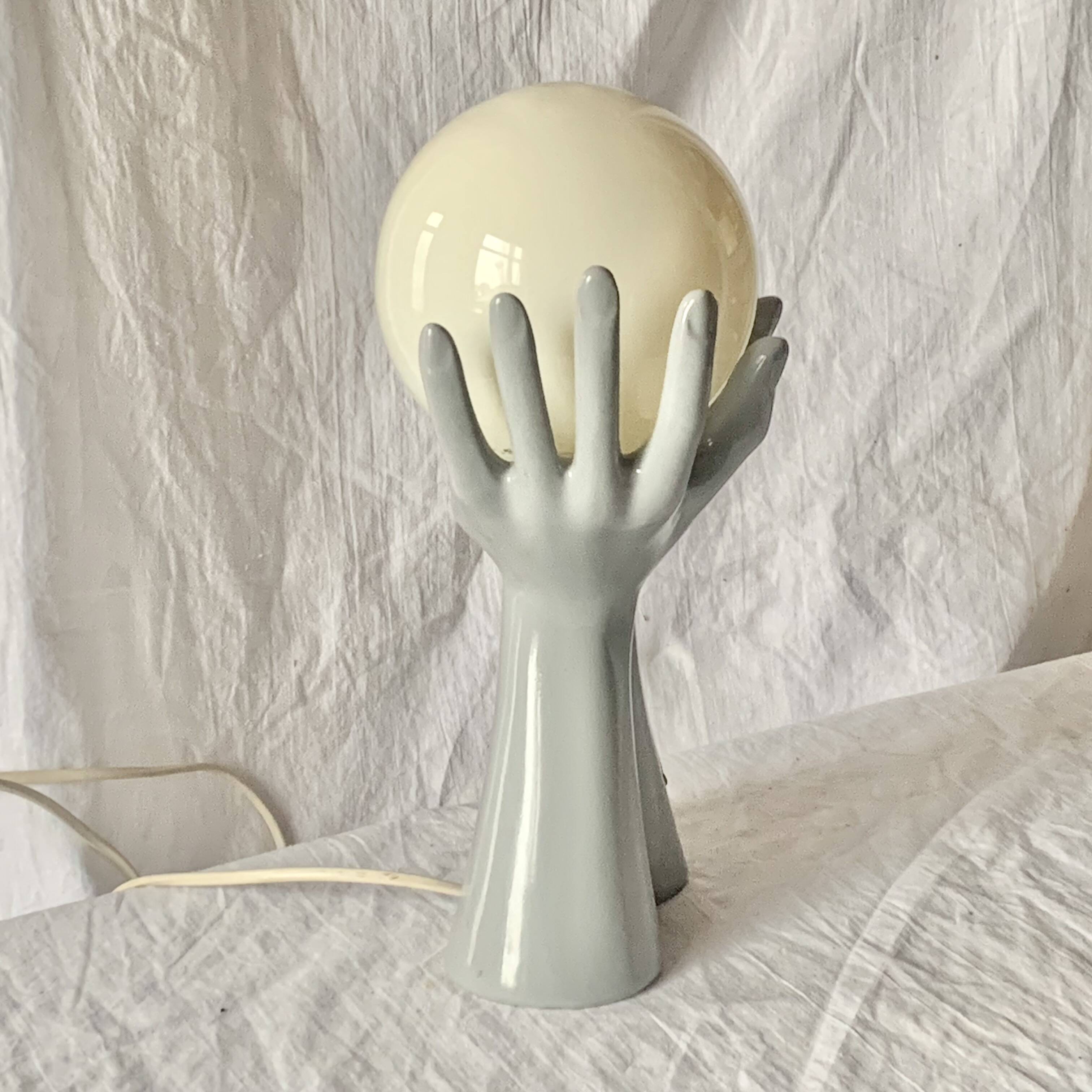 Vintage ceramic "hands" lamp - Wit Delfts - Made in Holland