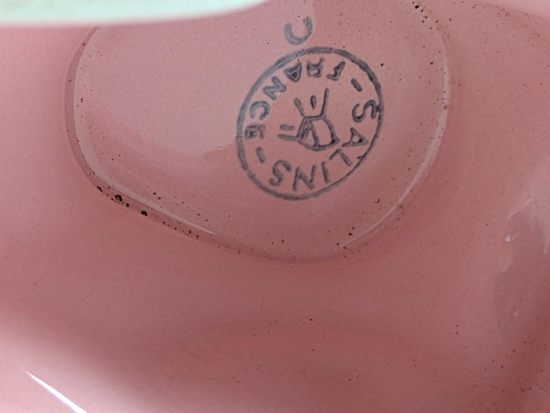 Vintage powder pink earthenware duo. Salins les Bains. 1950s.