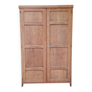 Armoire parisienne rénovée