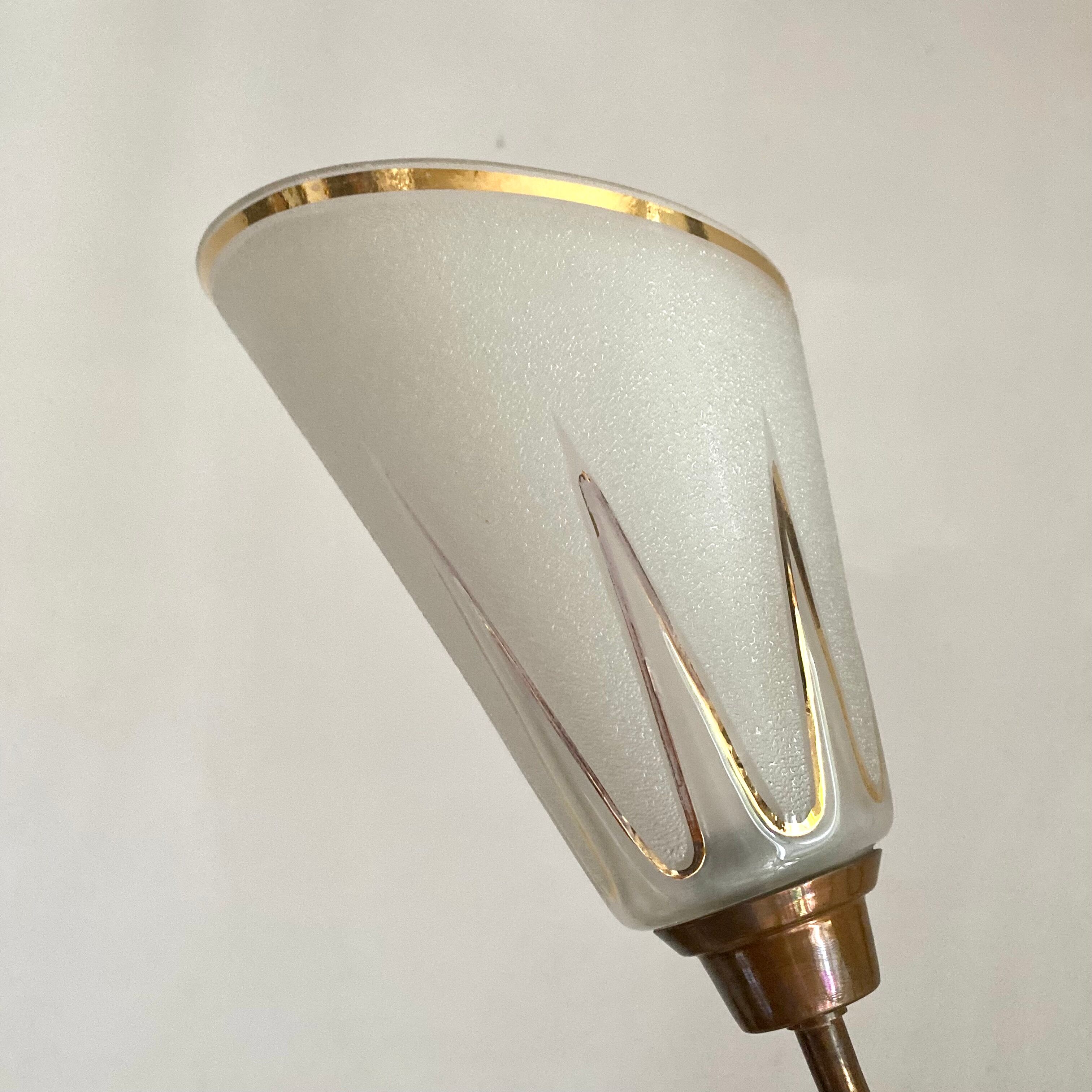 Art deco chandelier in copper and granite glass