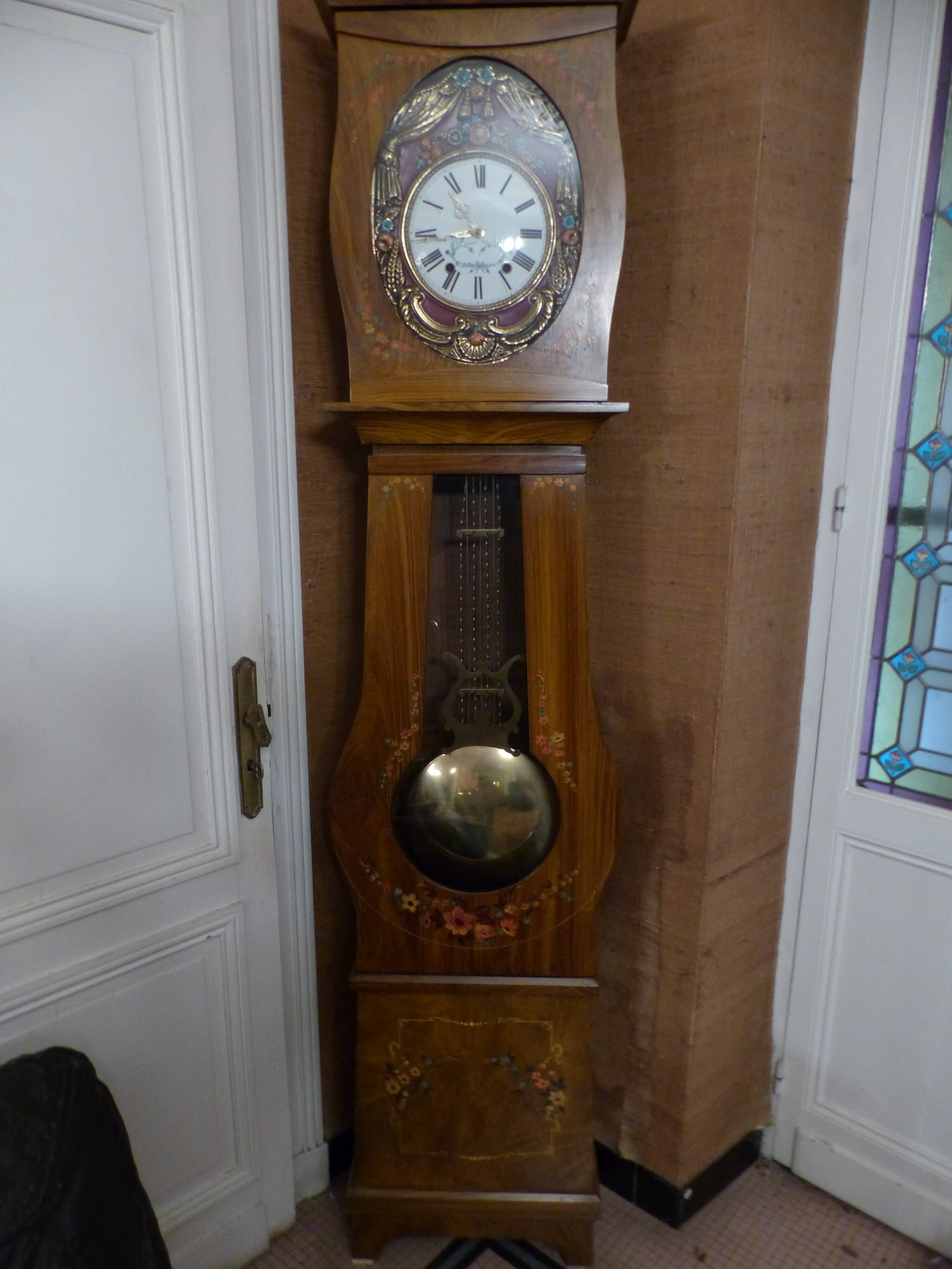 Hand-painted comtoise cherry clock