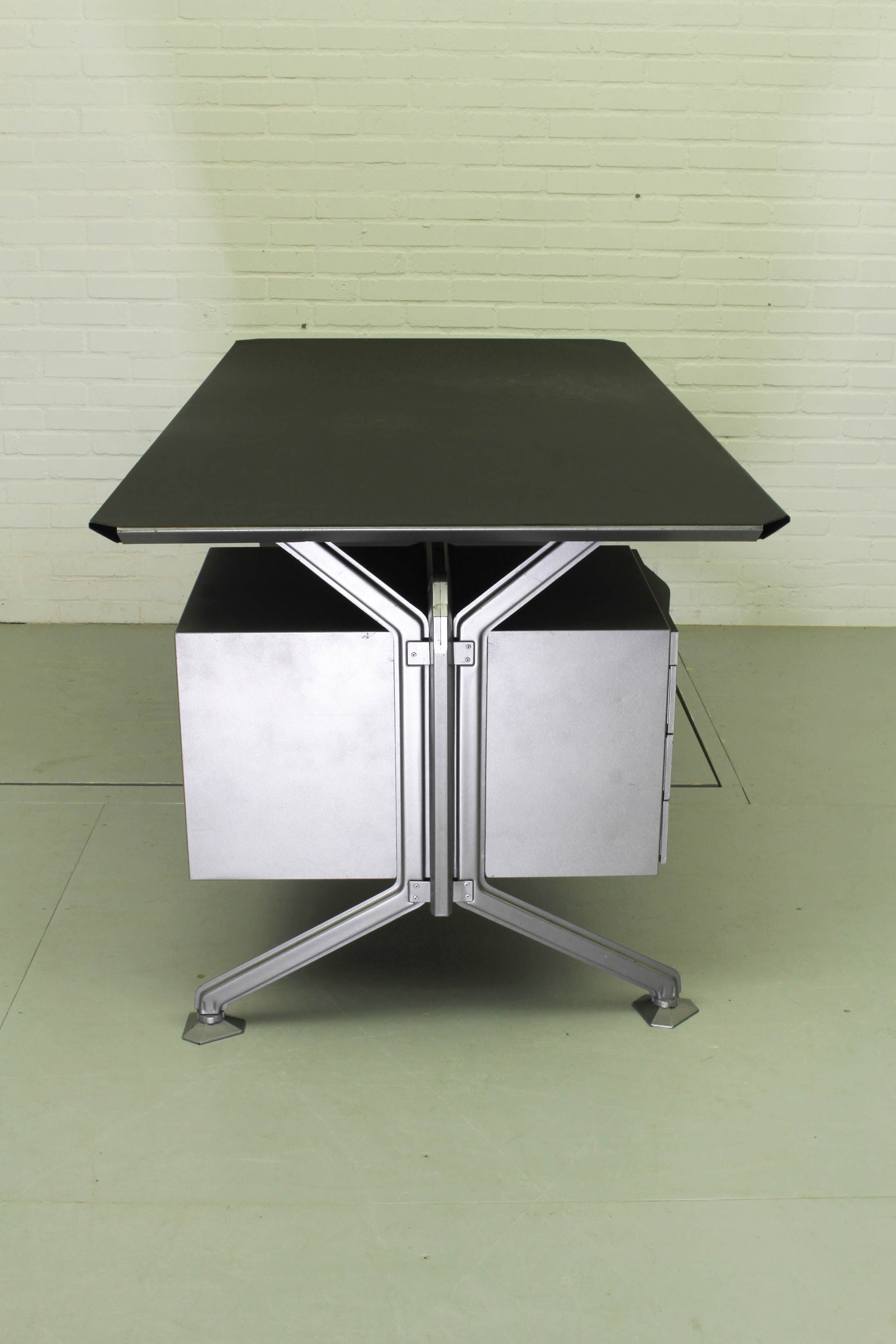 Arco Desk by Studio BBPR  for Olivetti, 1963