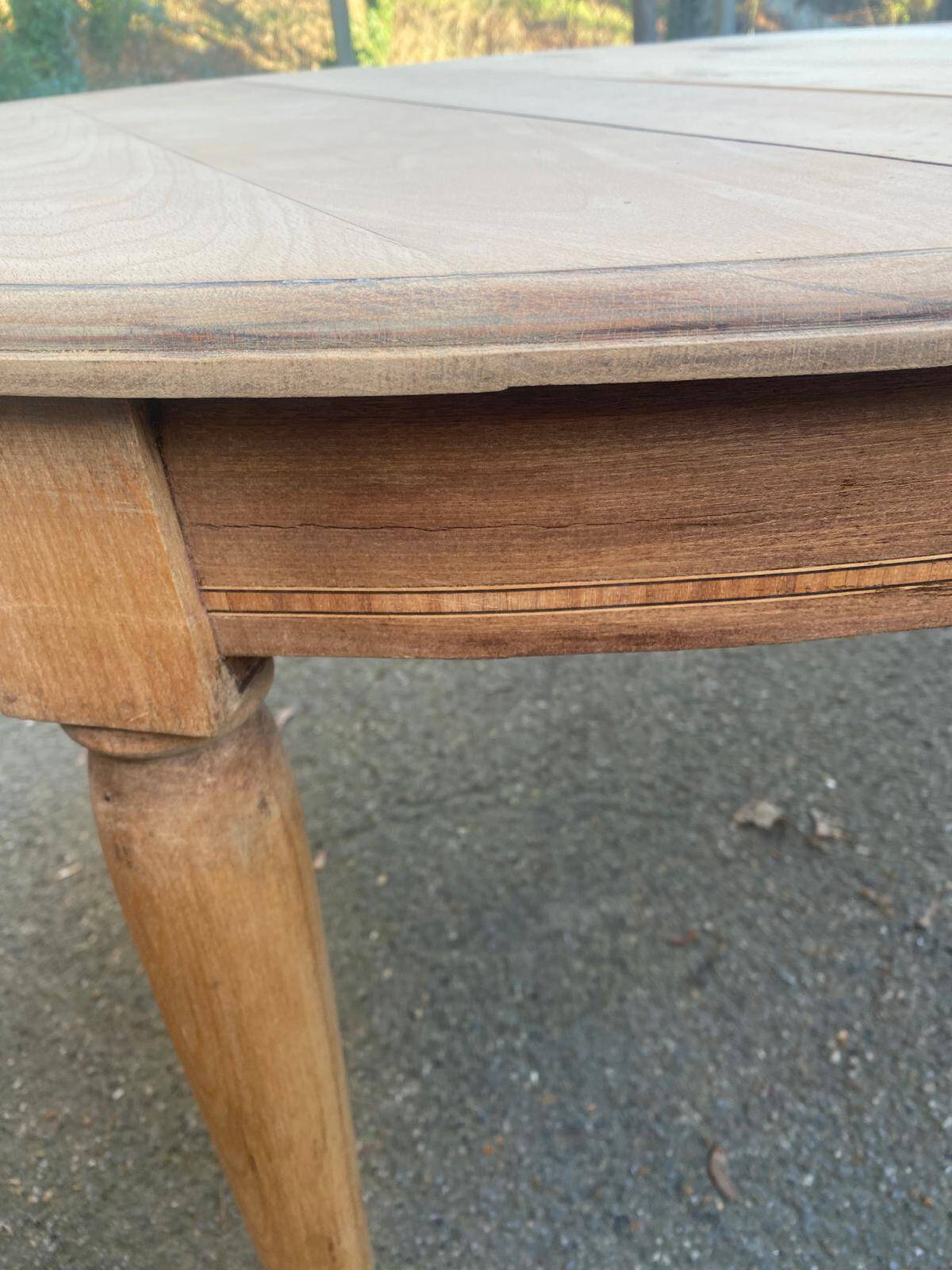 Renovated Louis Philippe round extendable dining table from the 18th century, 205cm.