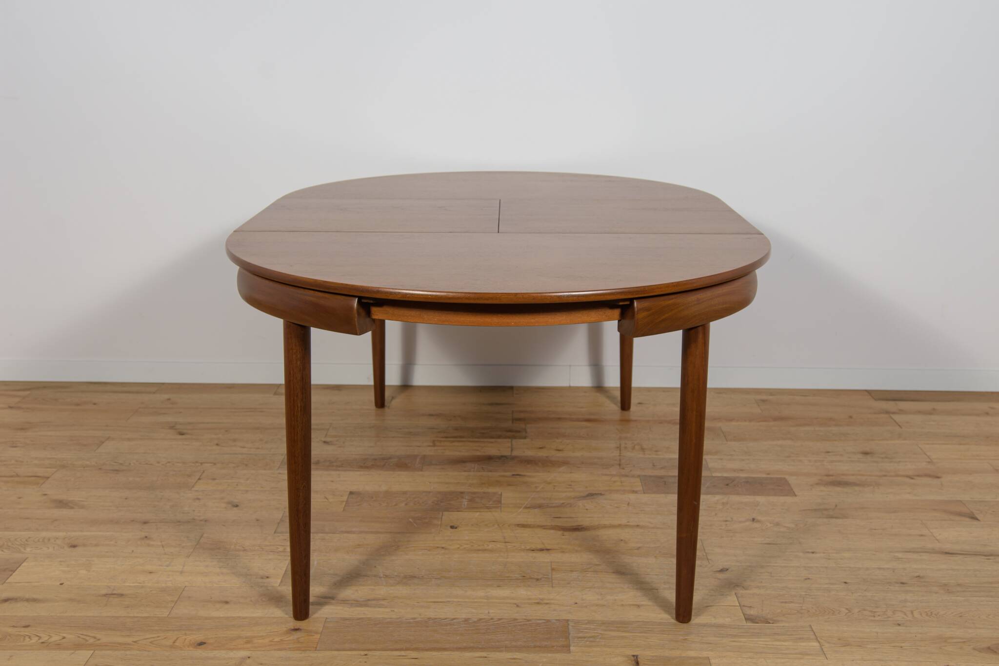 Mid-Century Teak Dining Table & Chairs by Hans Olsen for Frem Røjle.