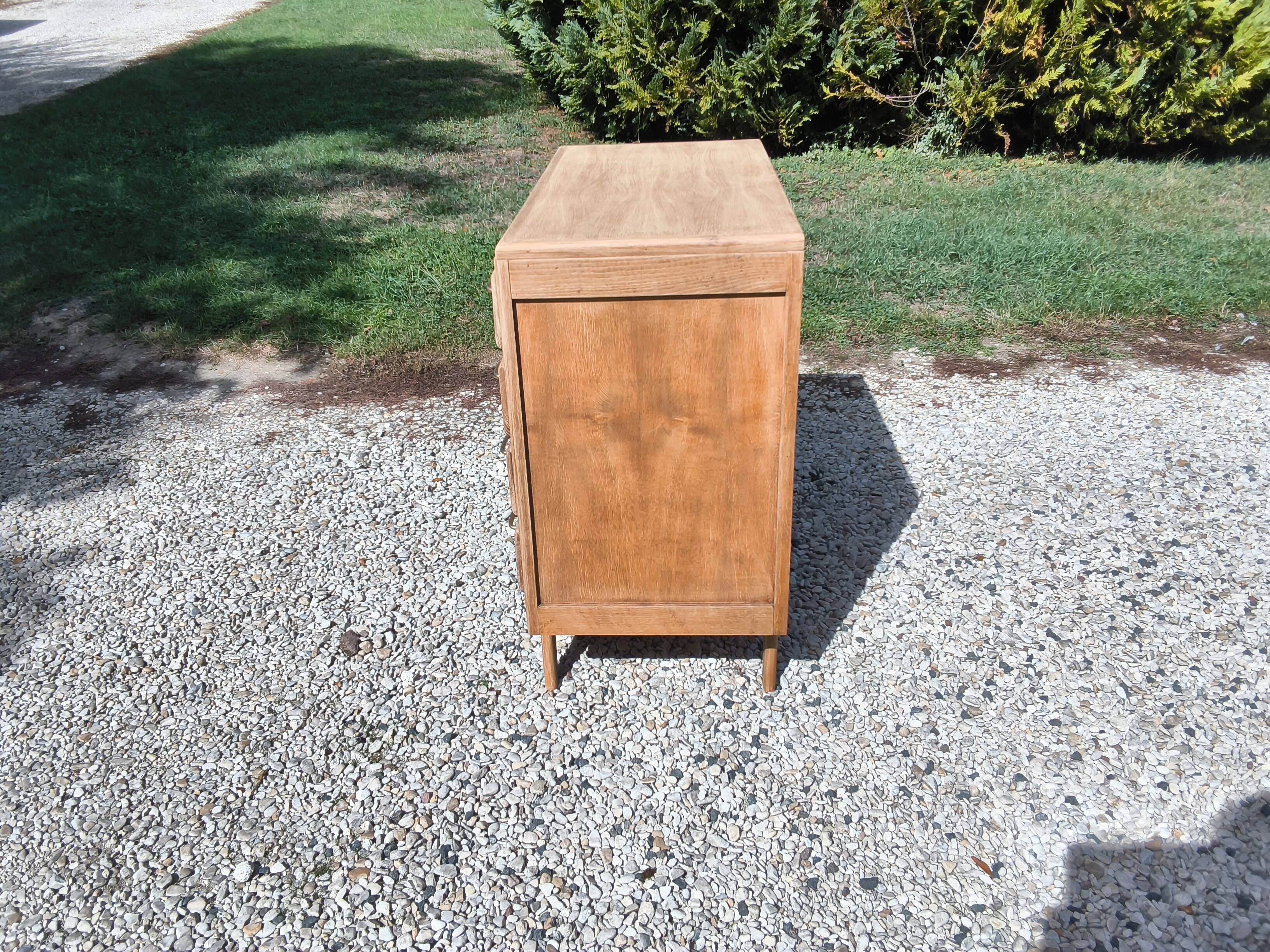 Commode