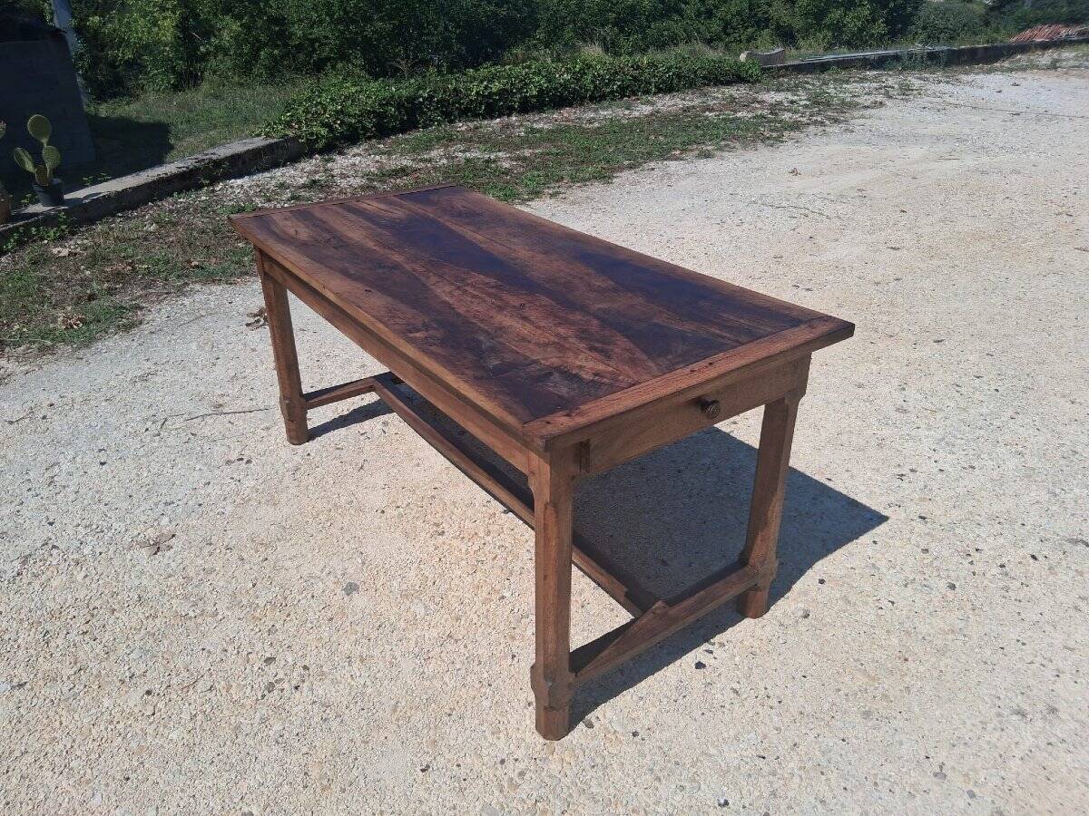 Farm table in walnut - 19th century