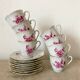 Tasses en porcelaine fleuries