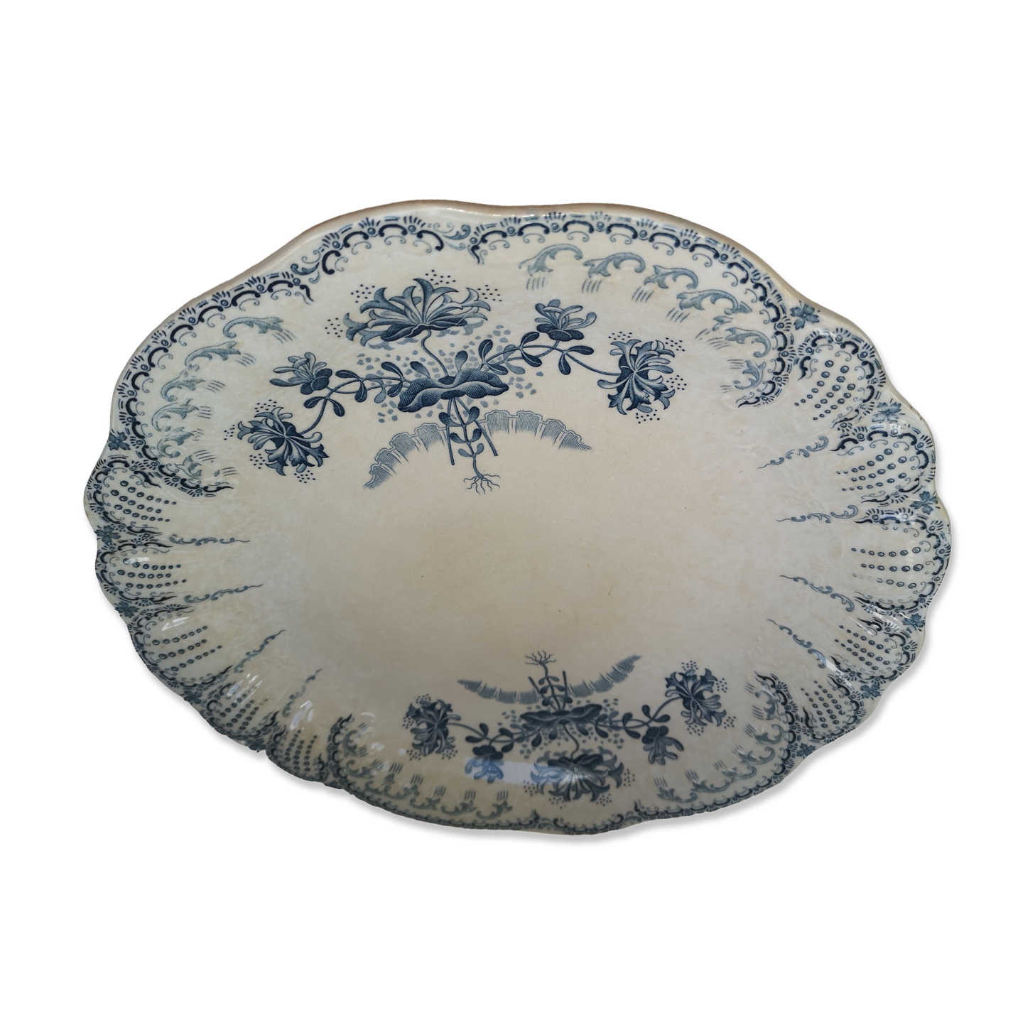 Serving dish, Saint Amand iron earth and Regency model hamage