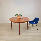 Round dining table McIntosh teak design Scandinavian 50s vintage