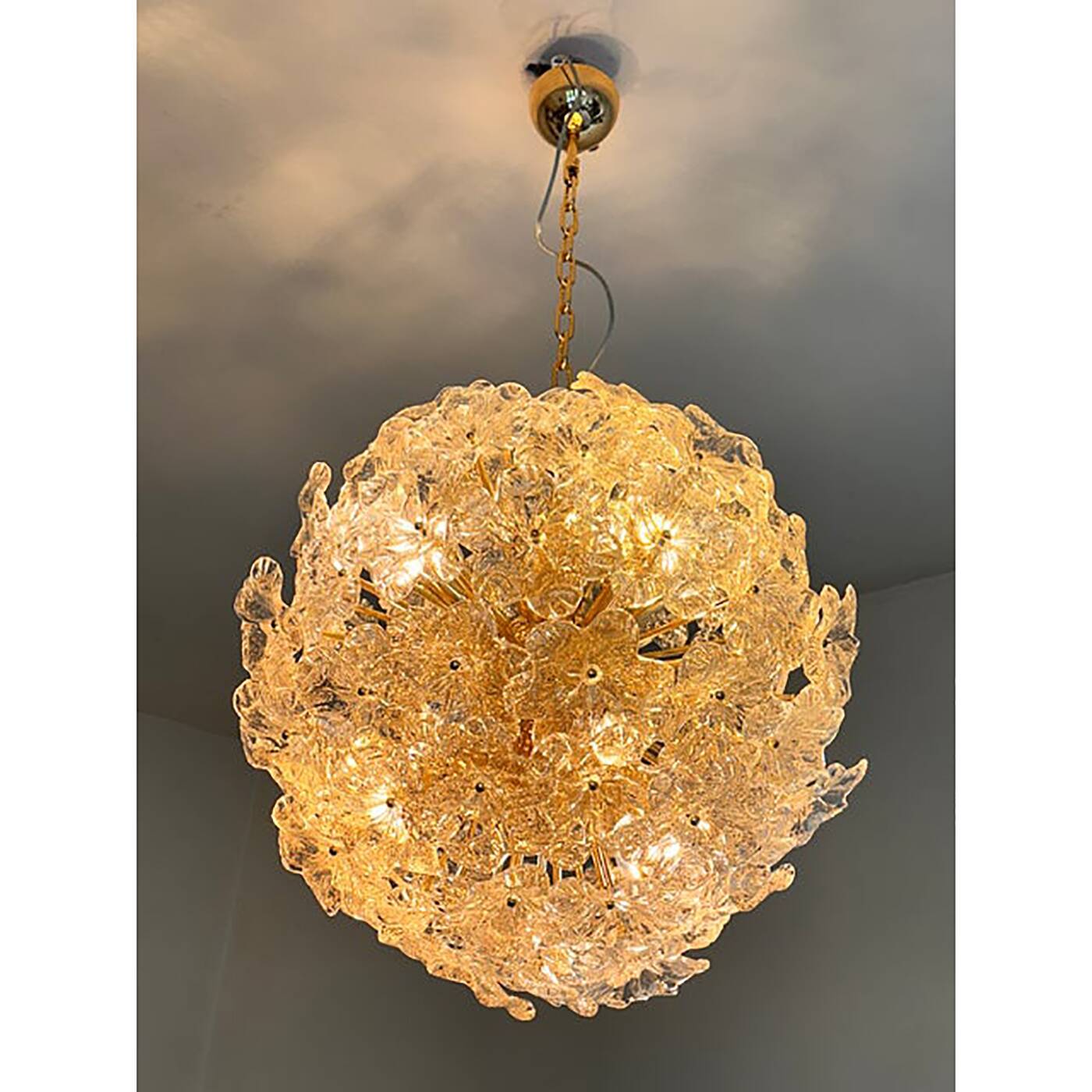 Italian Glass Chandelier Sputnik in Gold and Clear and Gold Fl