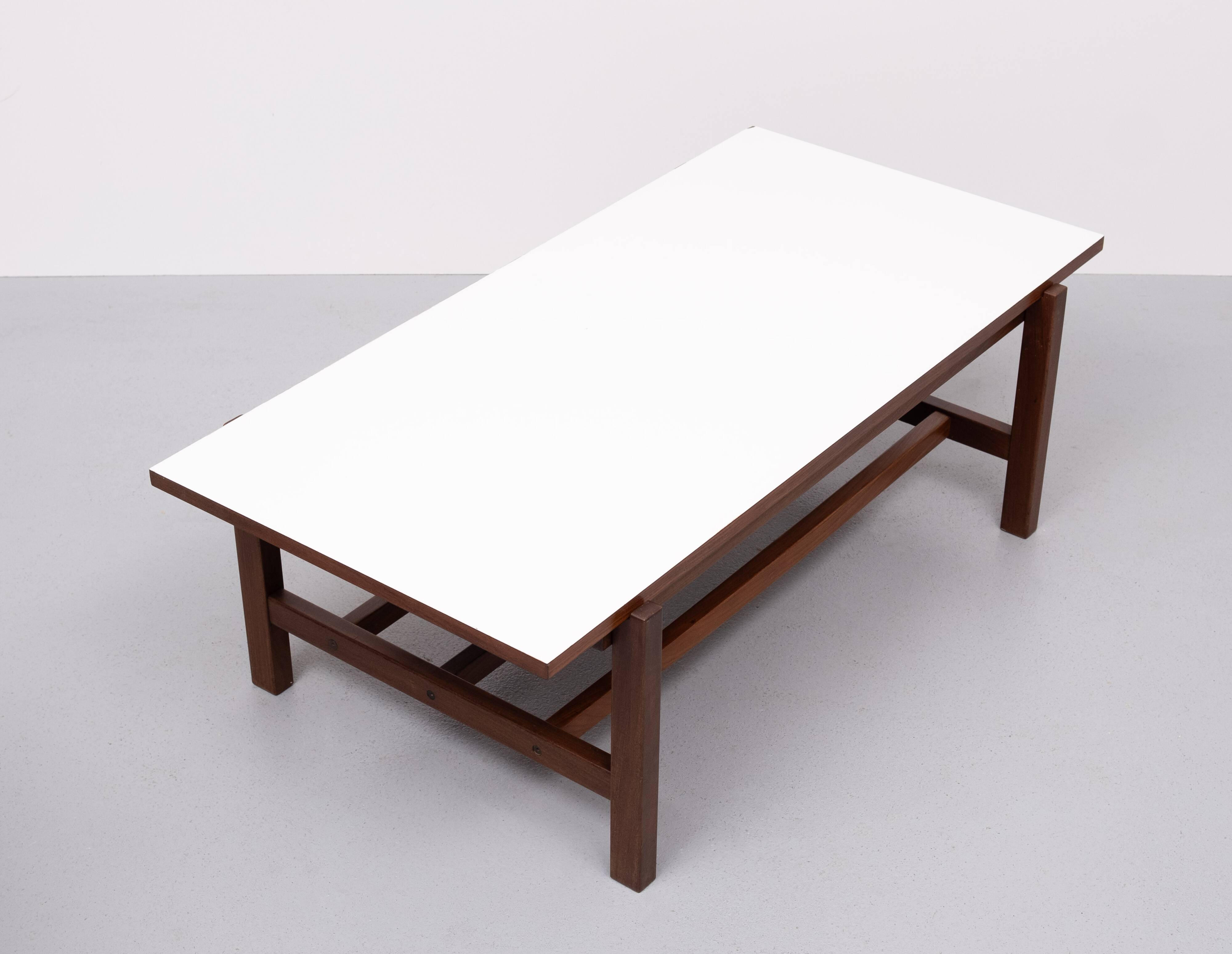Pastoe Coffee table Model TH08 van Cees Braakman 1960s