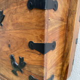 Wooden basket early XIX