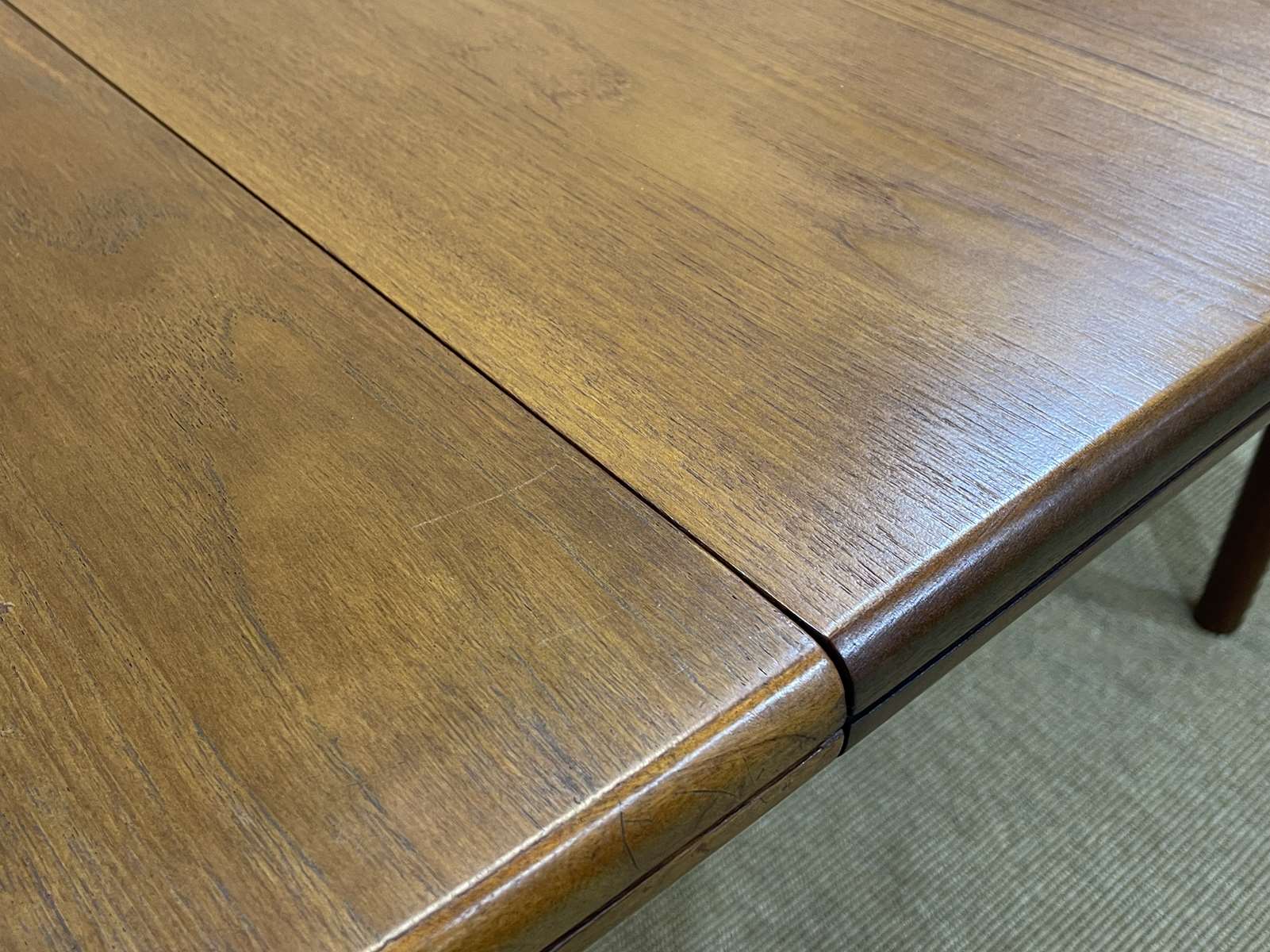 1970s teak table with butterfly extension